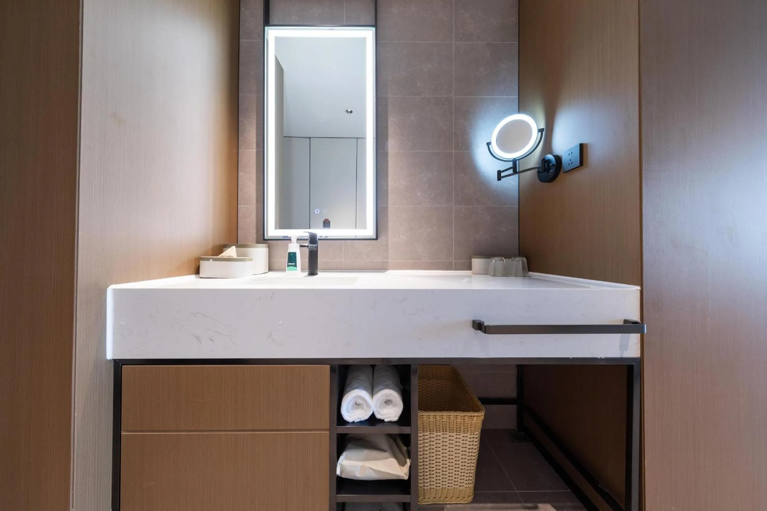 Bathroom in Atour Hotel Shanwei High-Speed Railway Station Binhai Park