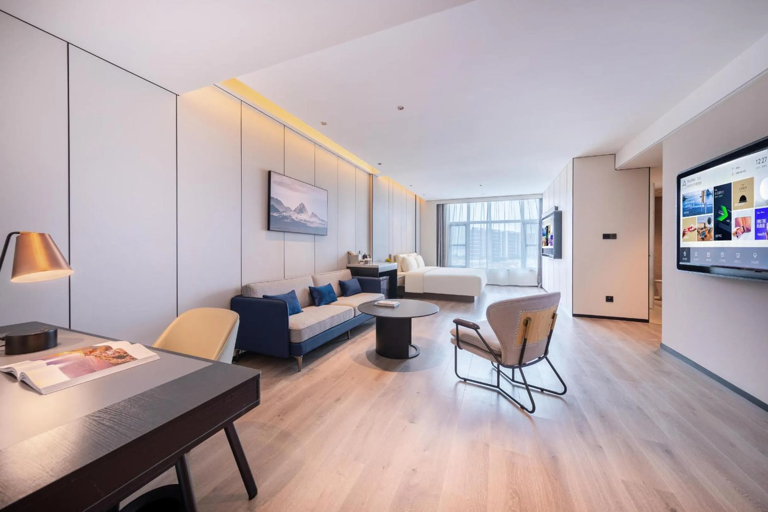 Atour Hotel Shanwei High-Speed Railway Station Binhai Park