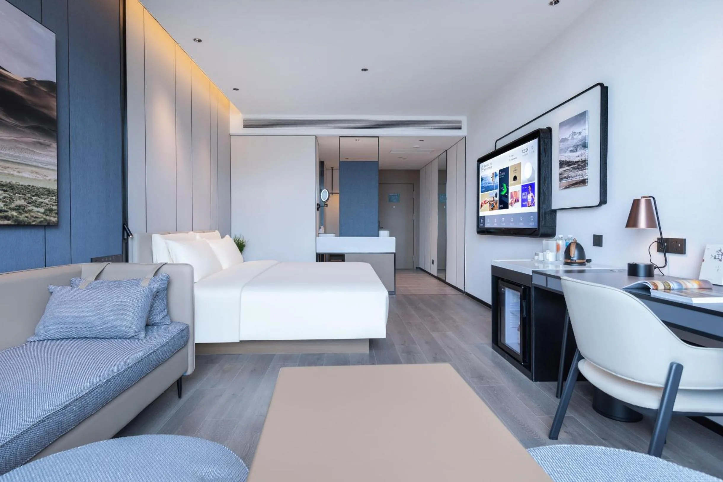 Atour Hotel Shanwei High-Speed Railway Station Binhai Park