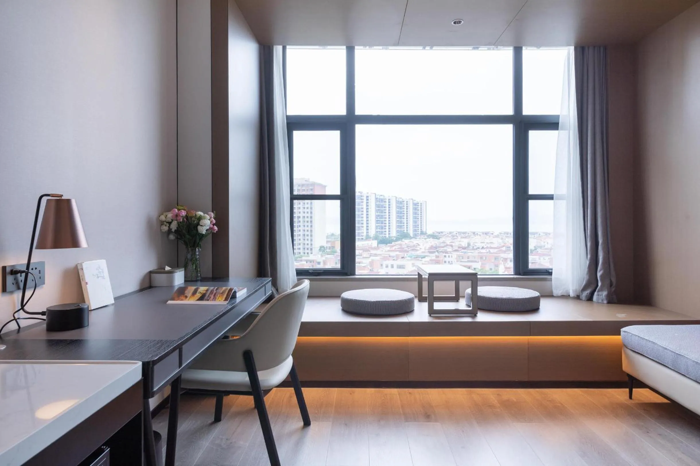 Atour Hotel Shanwei High-Speed Railway Station Binhai Park