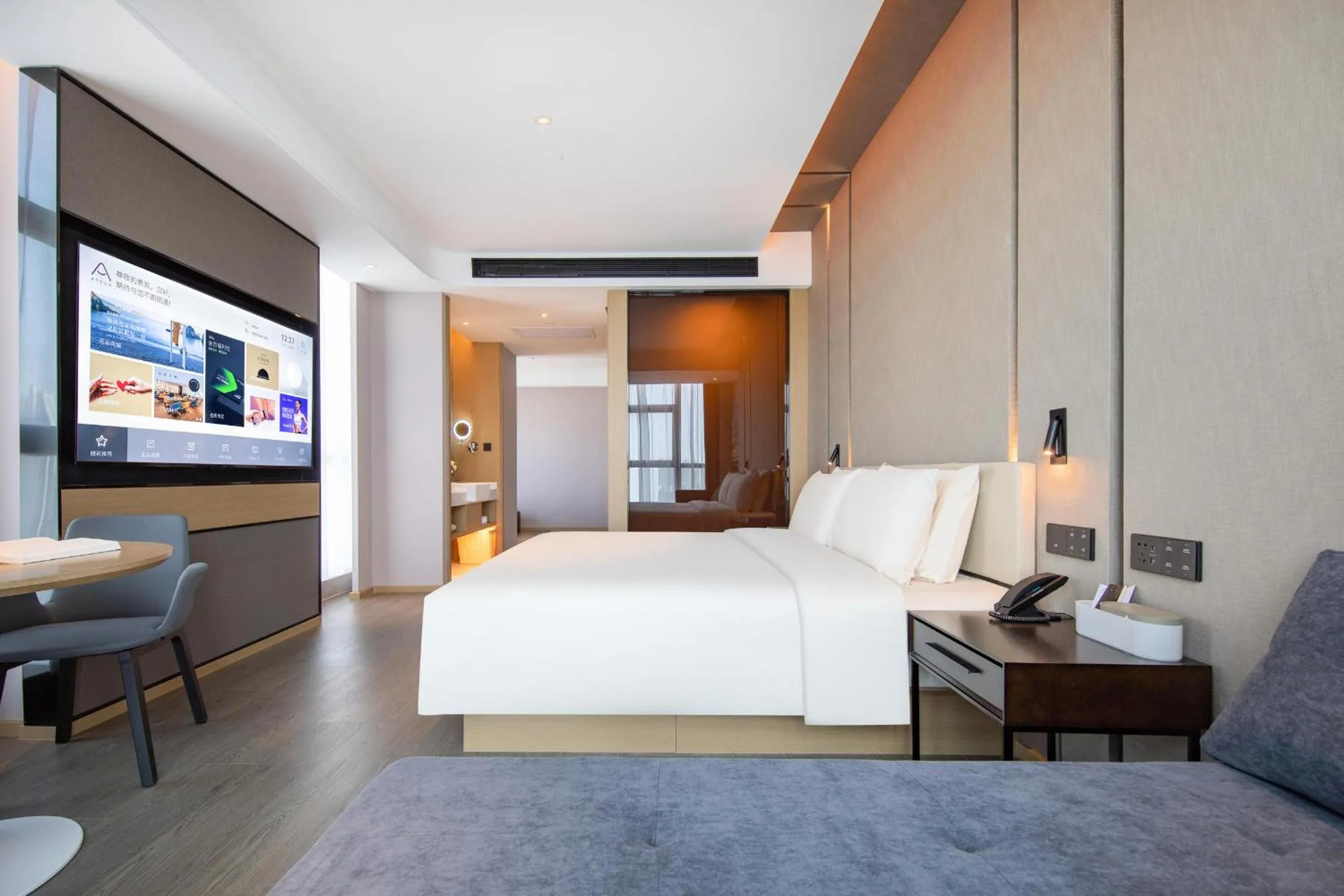 Bedroom, Bed in Atour Hotel Wuhan University of Technology Jiedaokou