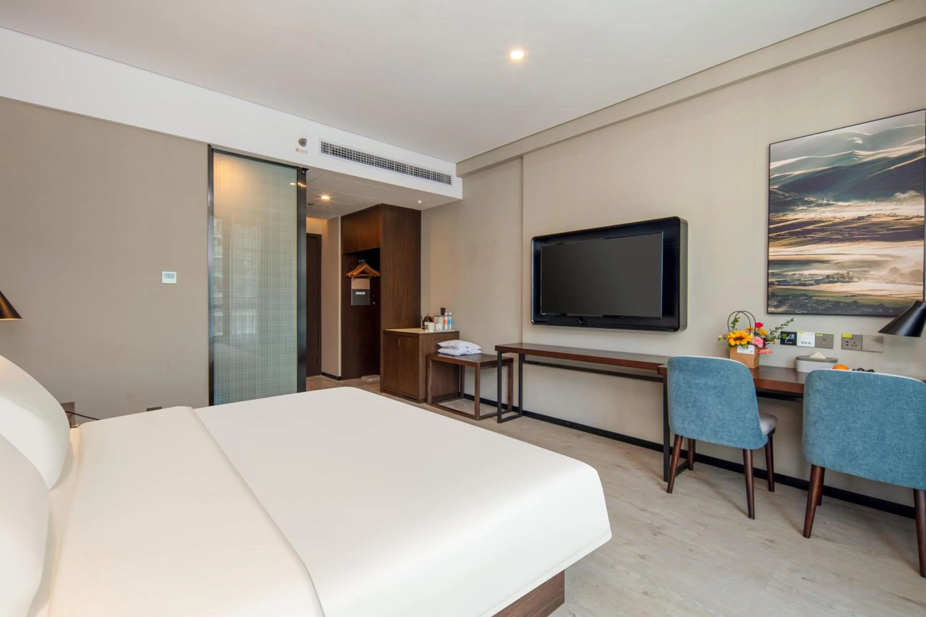 Bed in Atour X Hotel Suzhou Xiangcheng Vigorous Island Subway Station