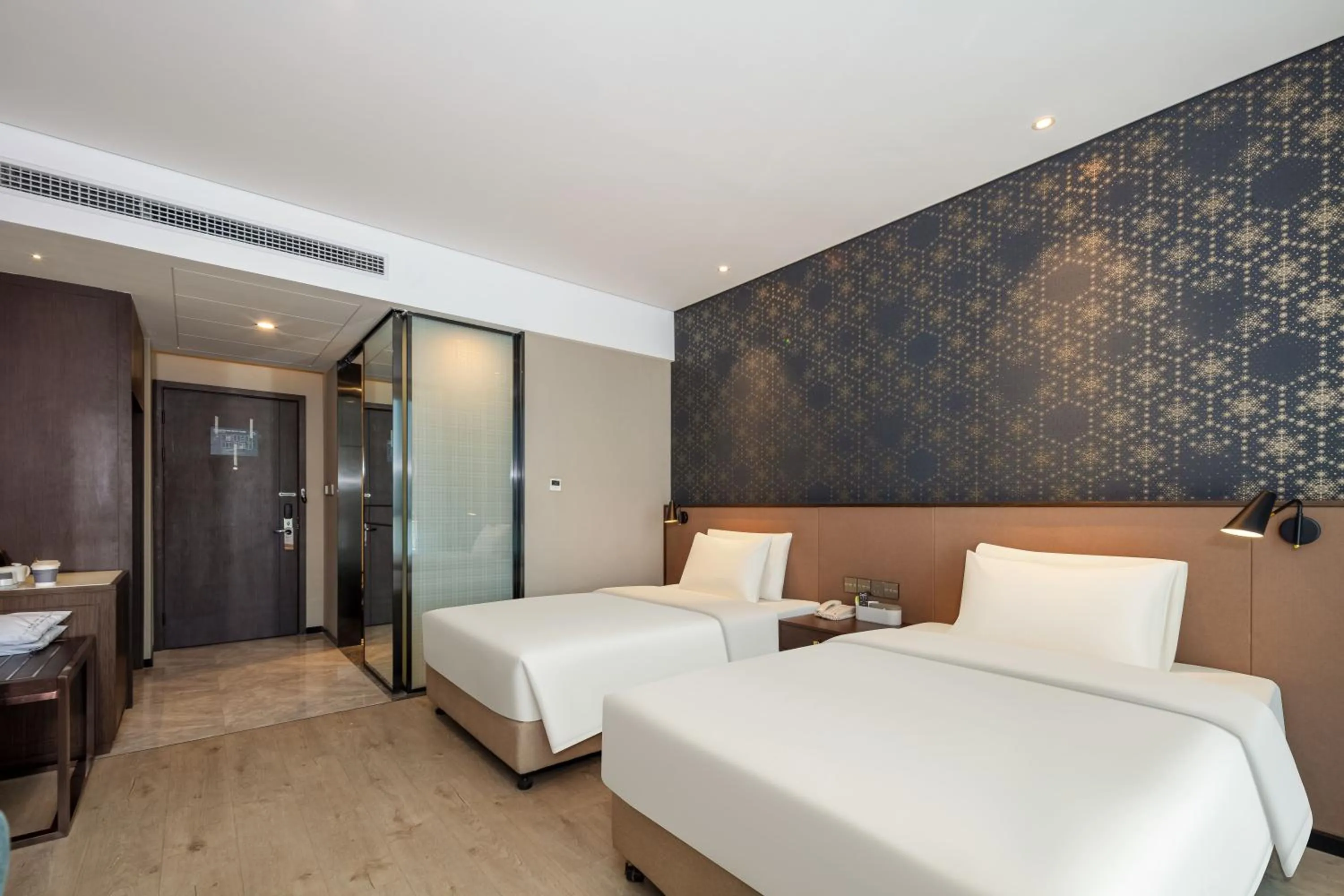 Photo of the whole room, Bed in Atour X Hotel Suzhou Xiangcheng Vigorous Island Subway Station