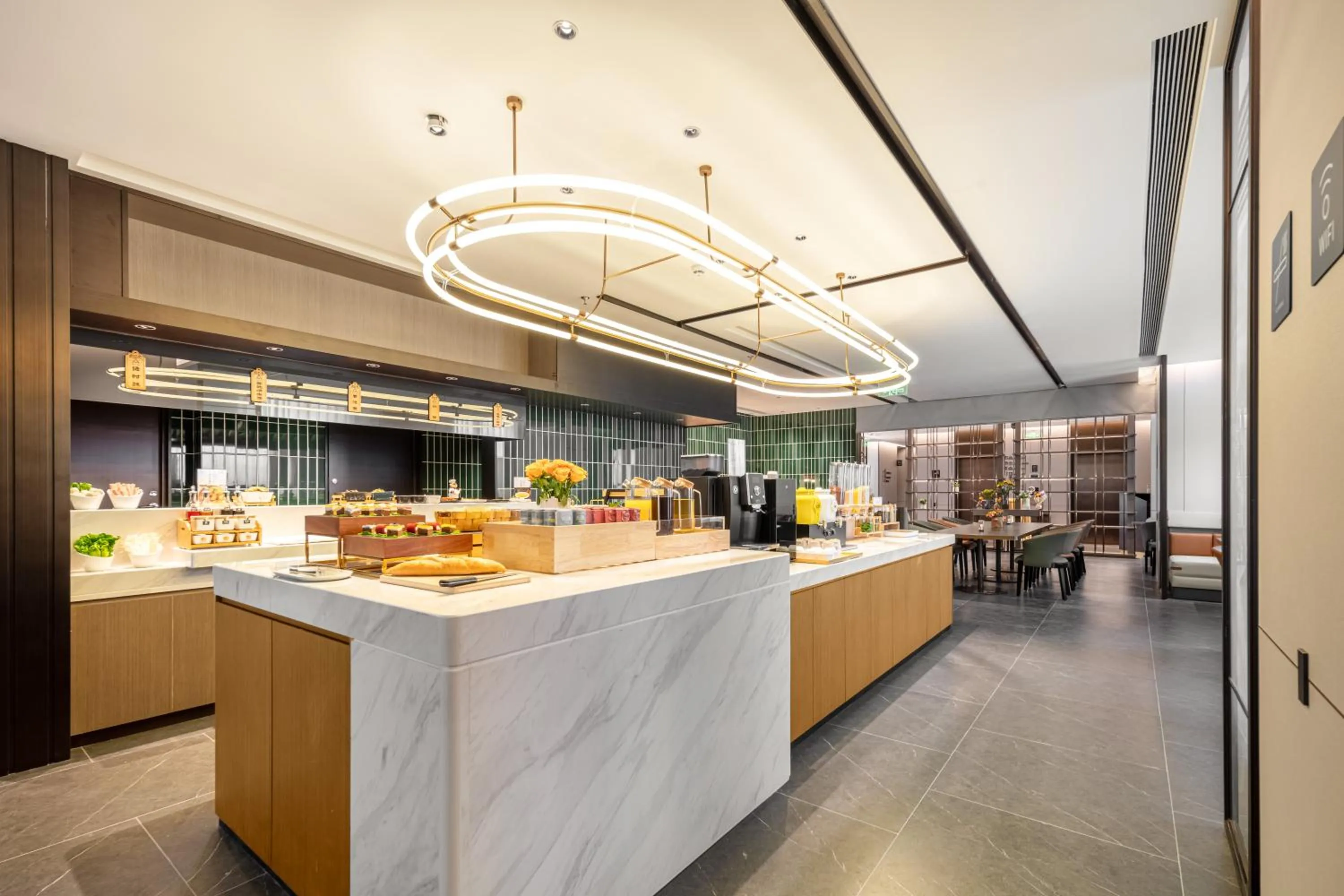 Restaurant/places to eat in Atour X Hotel Suzhou Xiangcheng Vigorous Island Subway Station