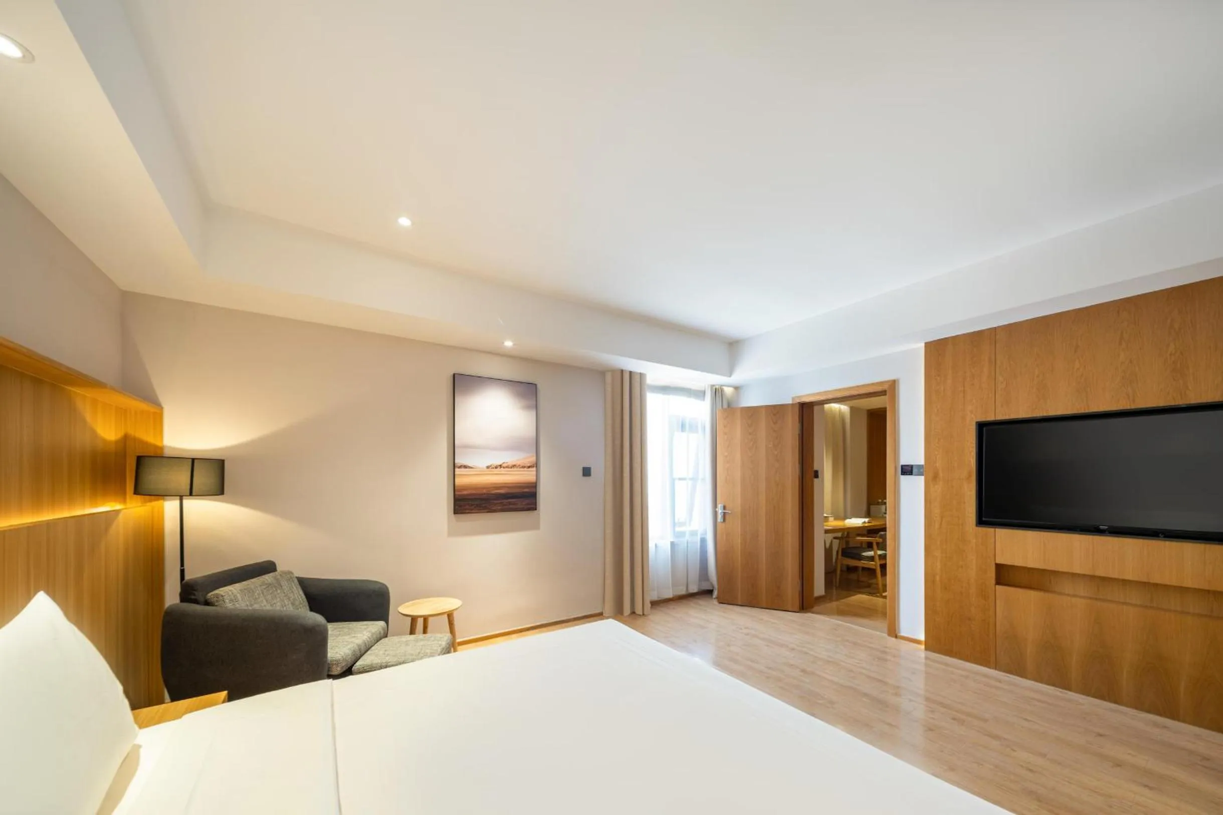 Bed in Atour X Hotel Wuxi Binhu Sports Center