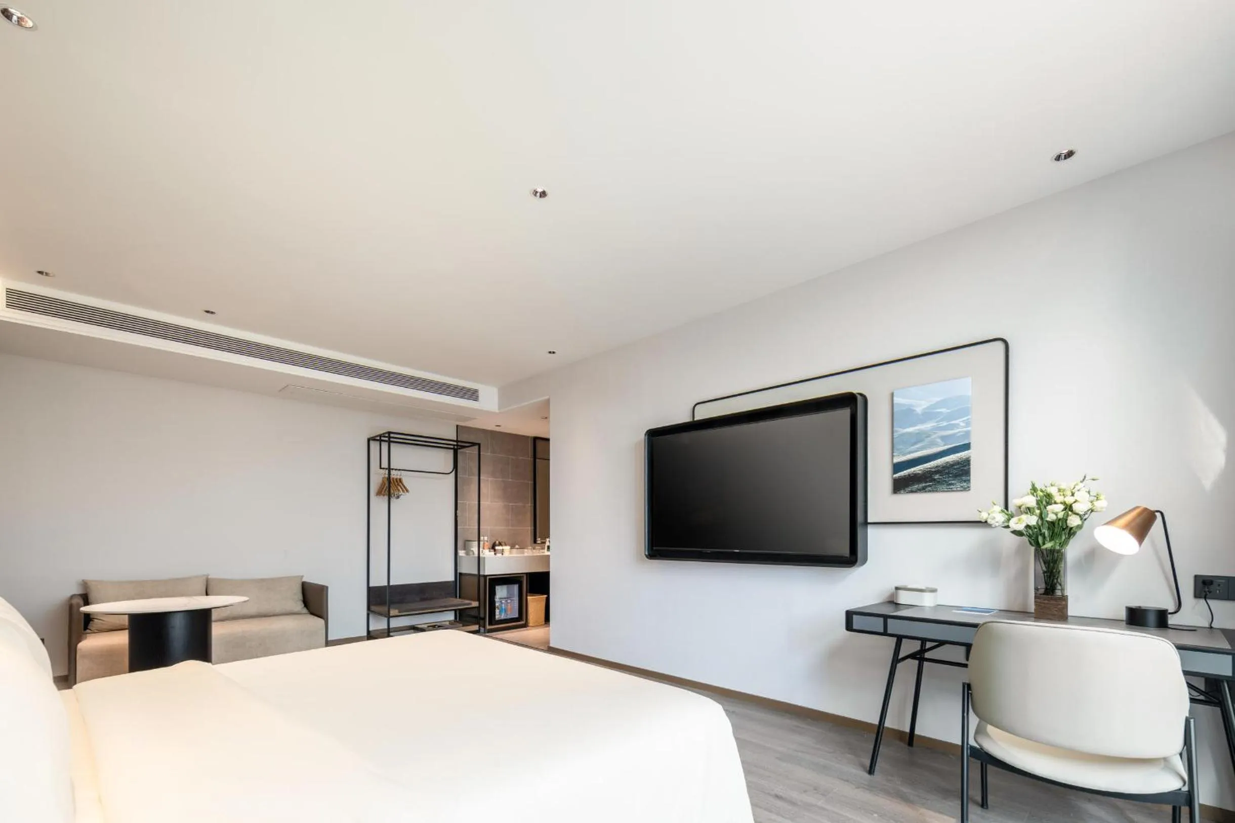 Bed in Atour Hotel Luqiao Taizhou