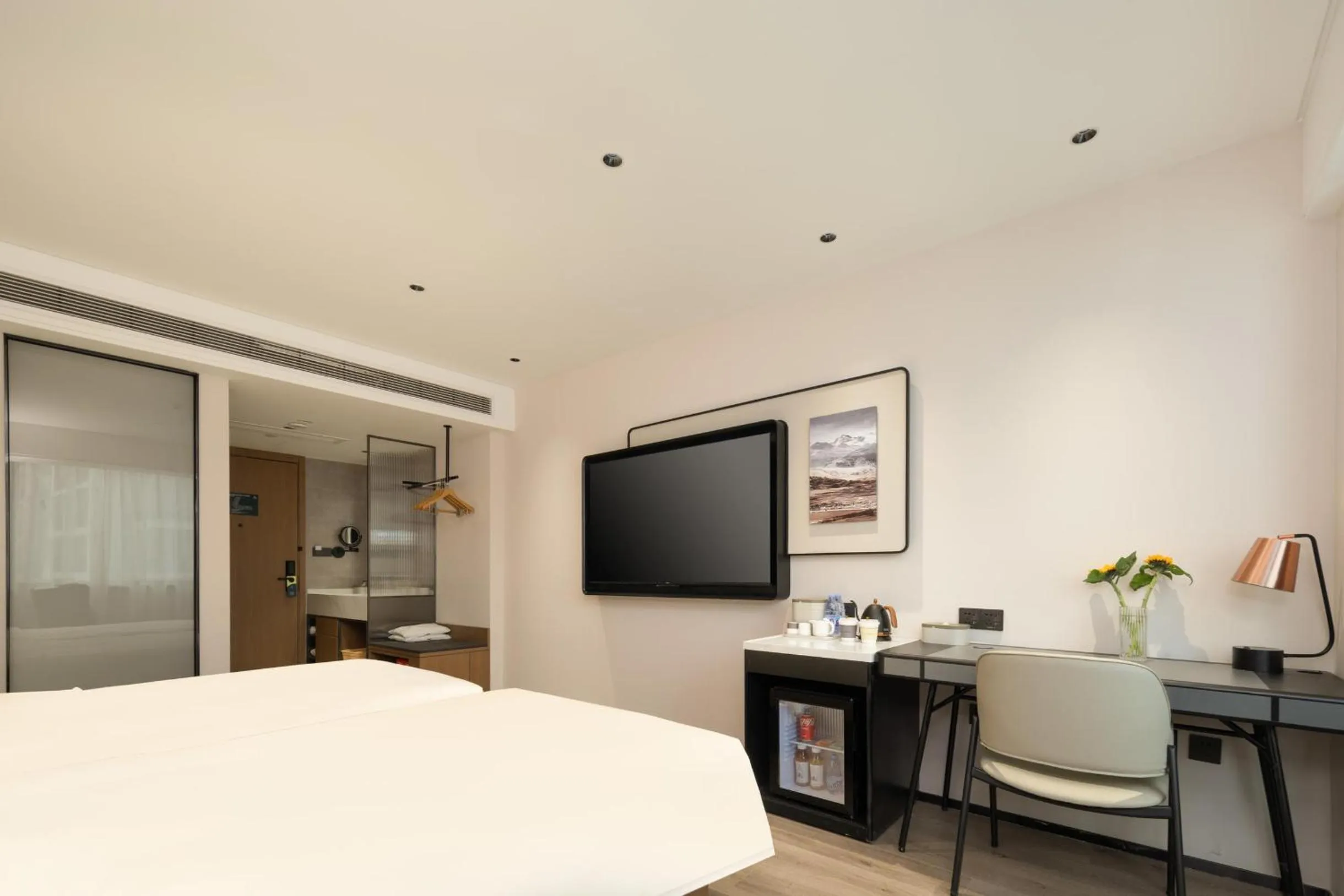 Bed in Atour Hotel Fuzhou Jinshan Aegean Sea