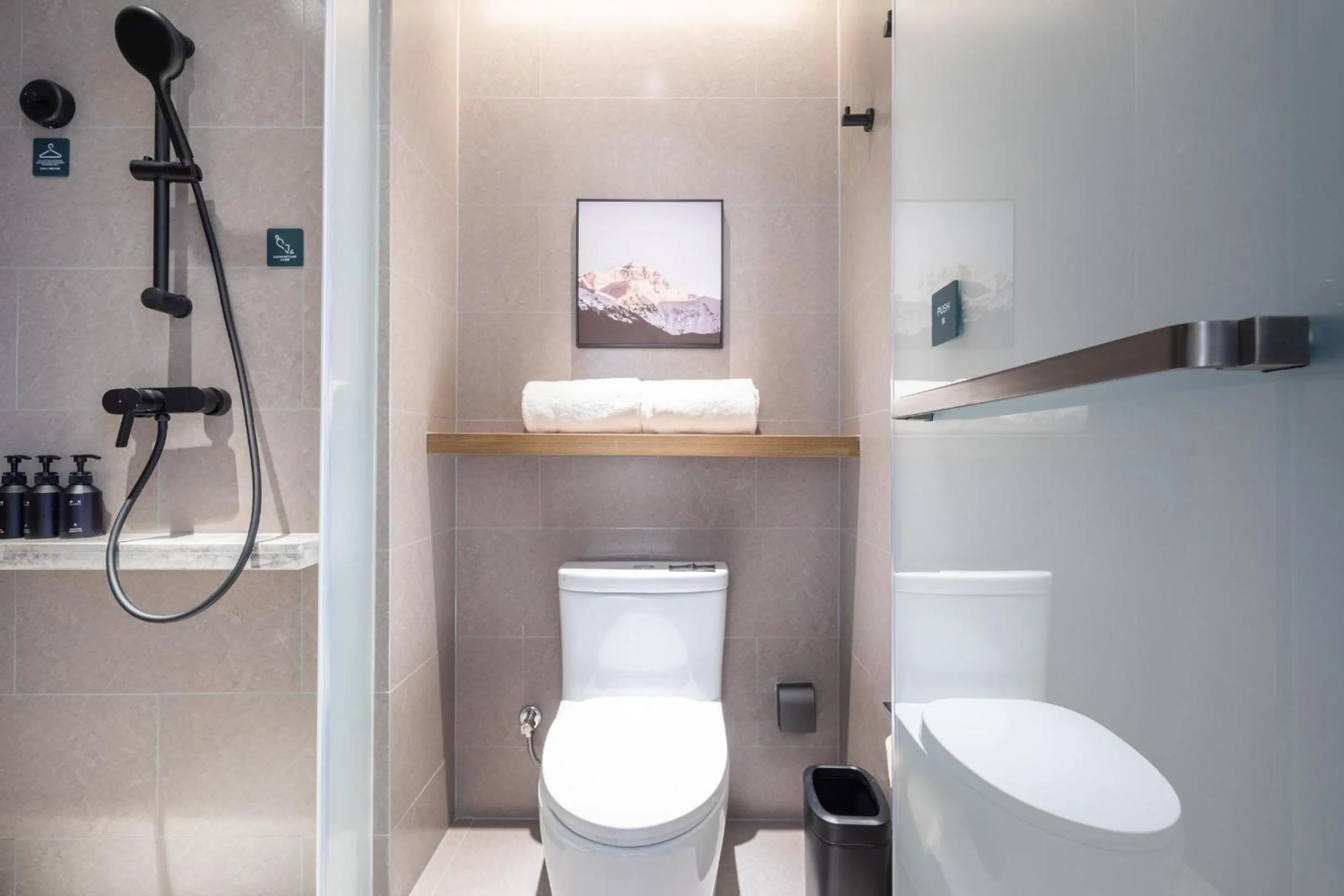 Atour Hotel Kunming Guangfu Road Haile World