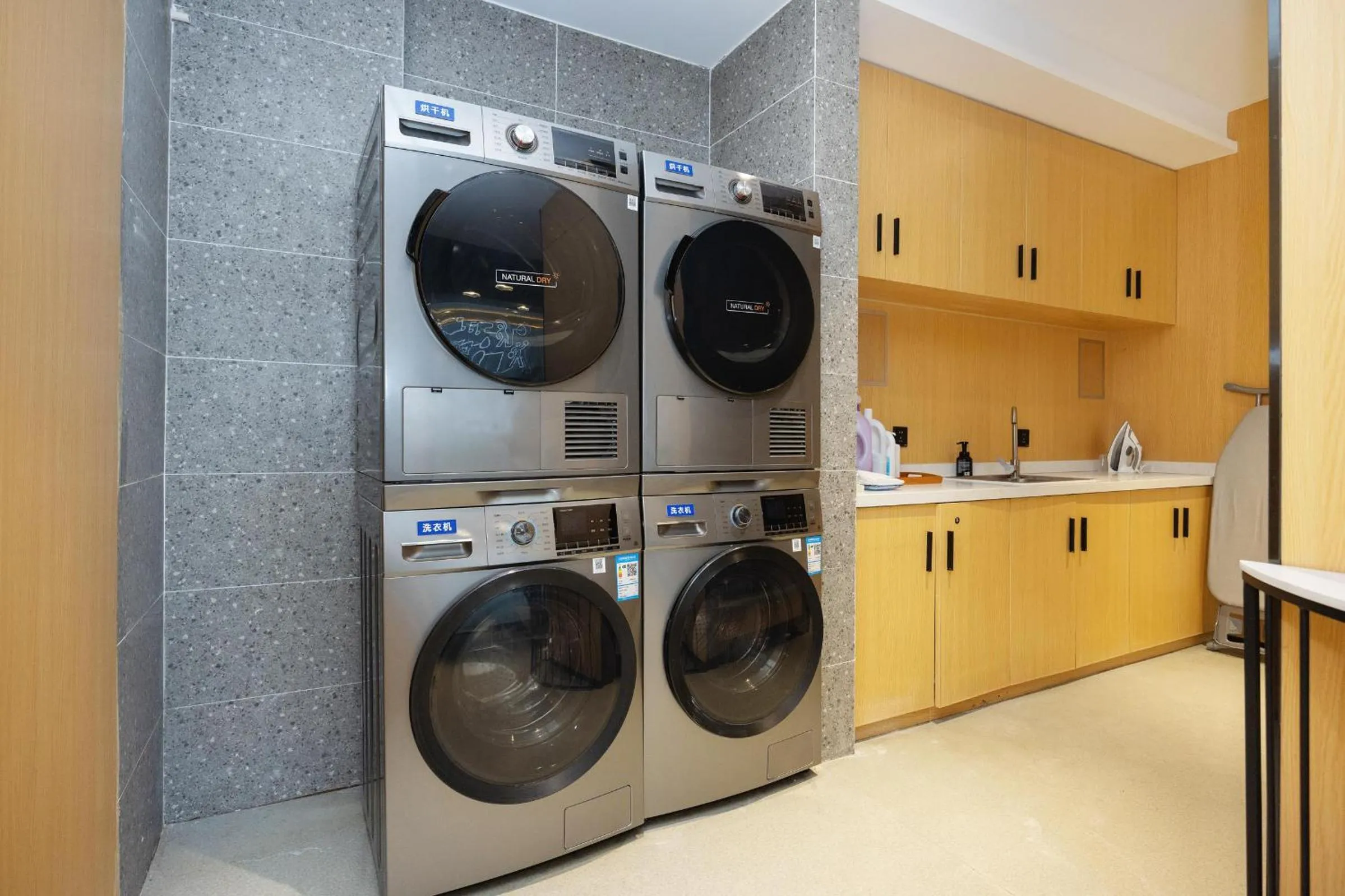 Atour X Hotel Shanghai Hongqiao National Exhibition Qibao Old Street