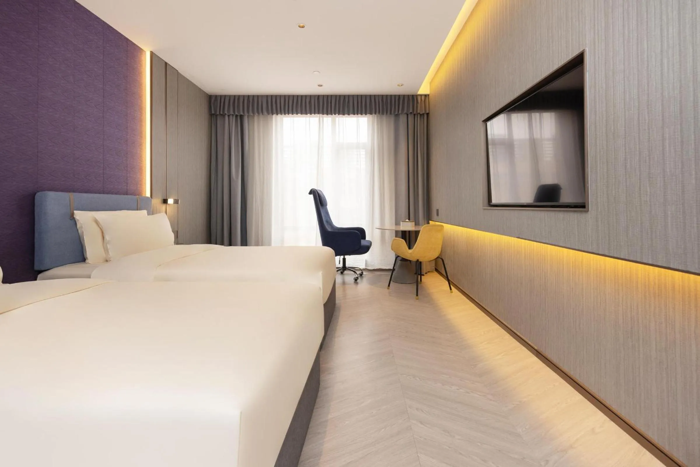 Bed in Atour X Hotel Shanghai Hongqiao National Exhibition Qibao Old Street