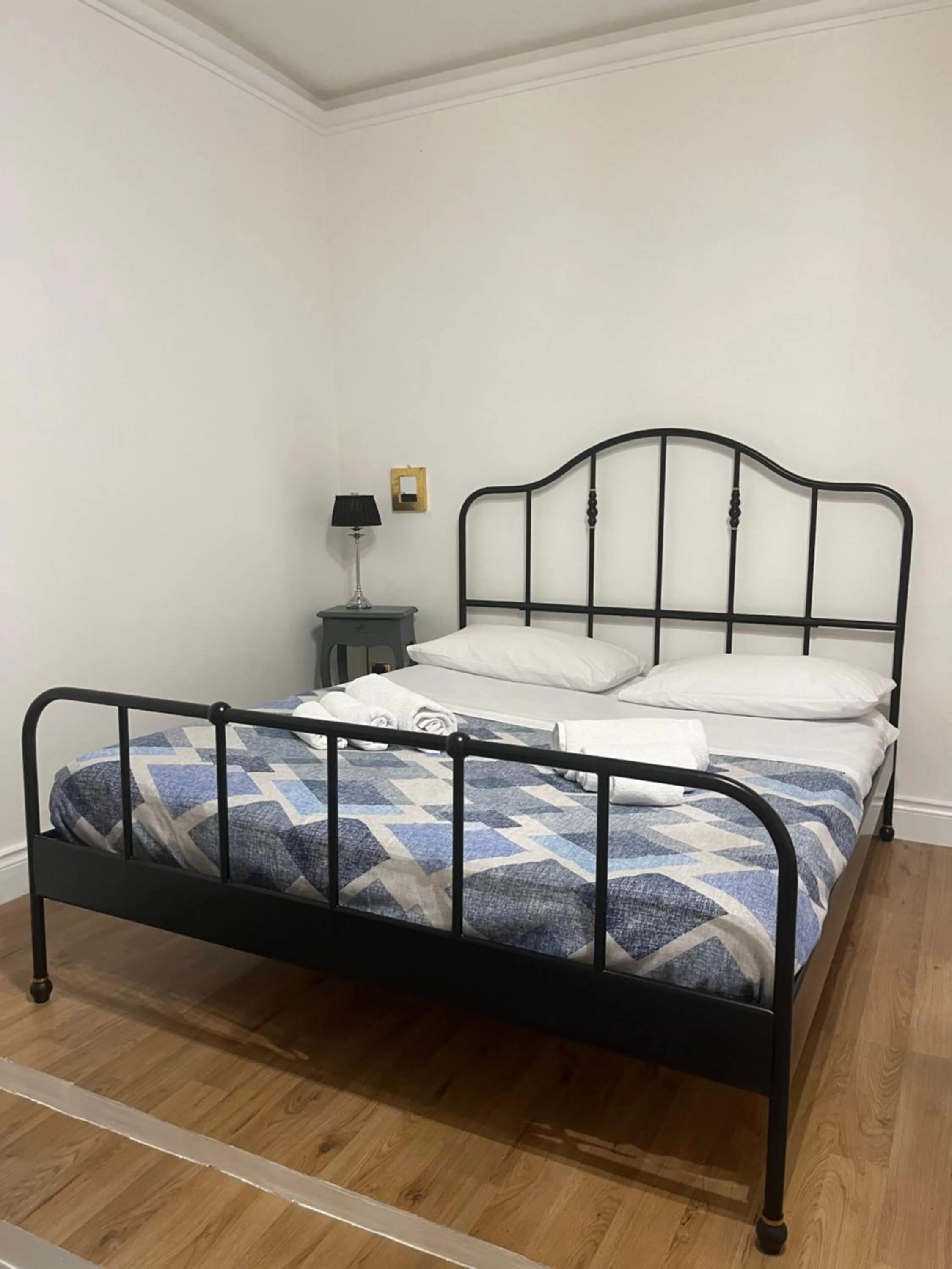 Bedroom, Bed in Anema e Core