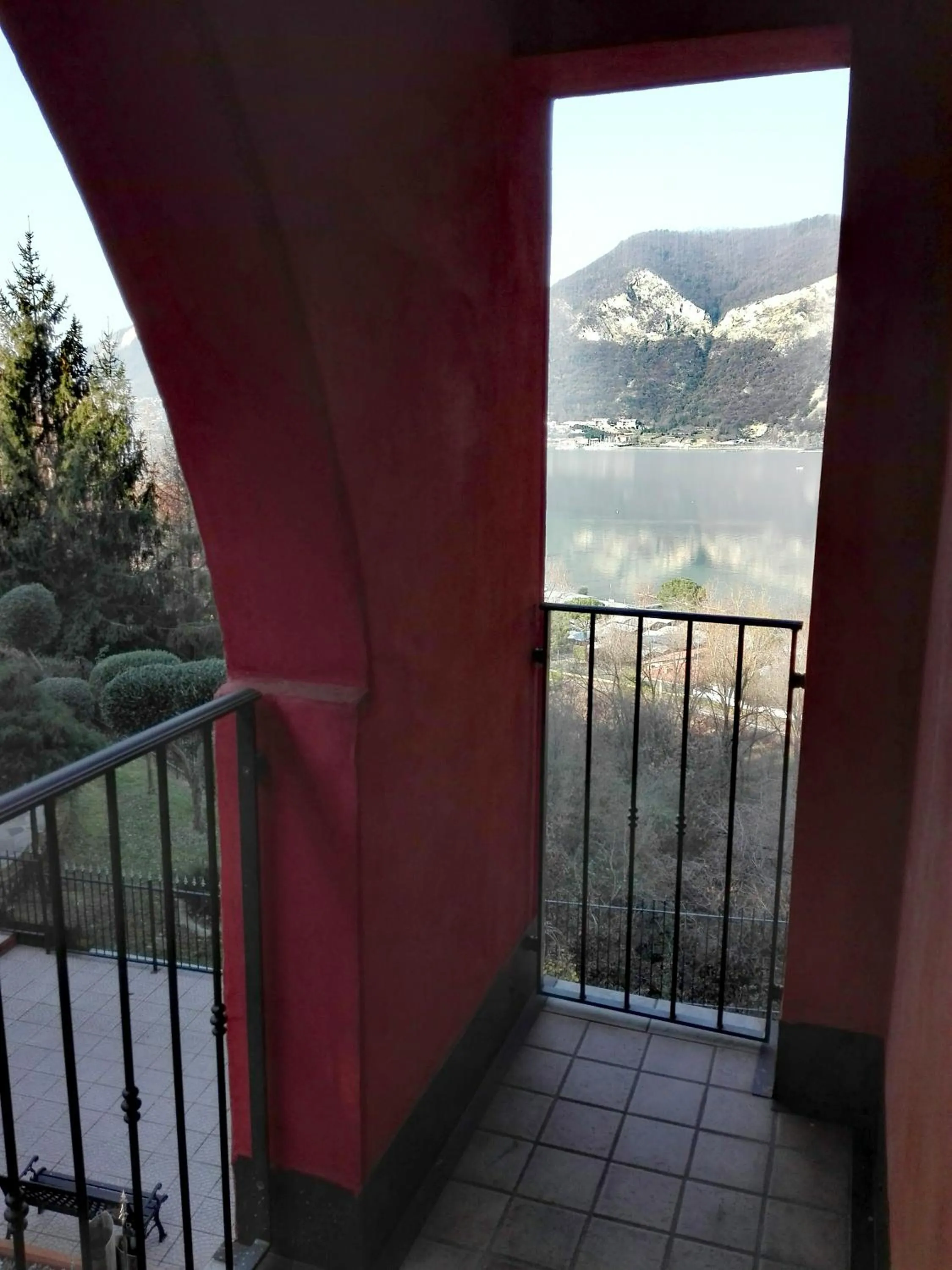 Spring in Hotel Empire Resort