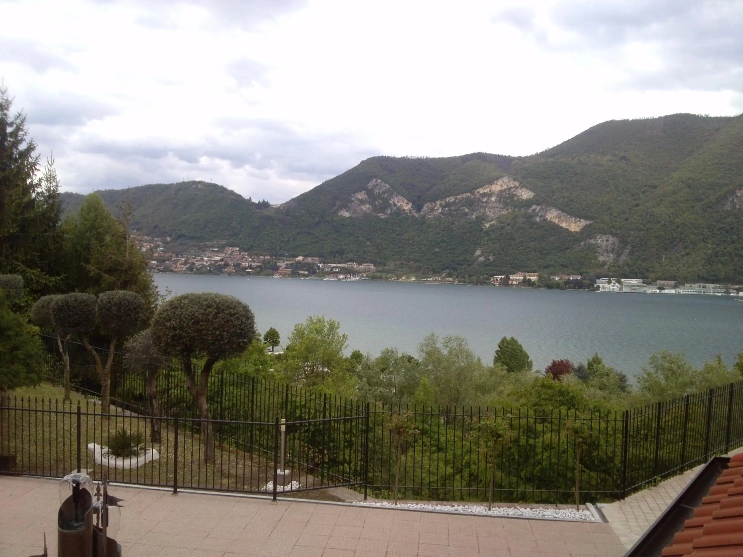 Day in Hotel Empire Resort