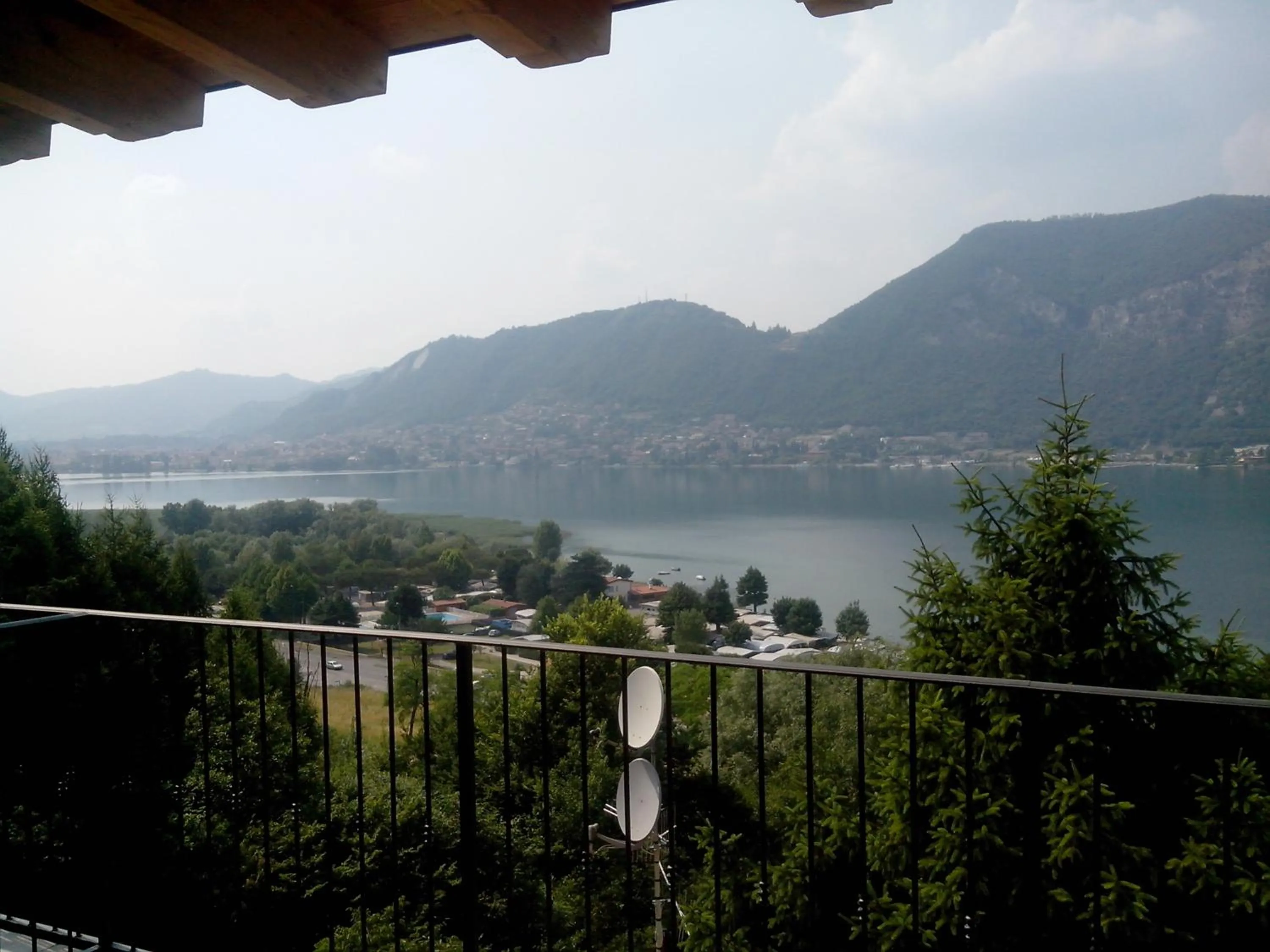 Day in Hotel Empire Resort