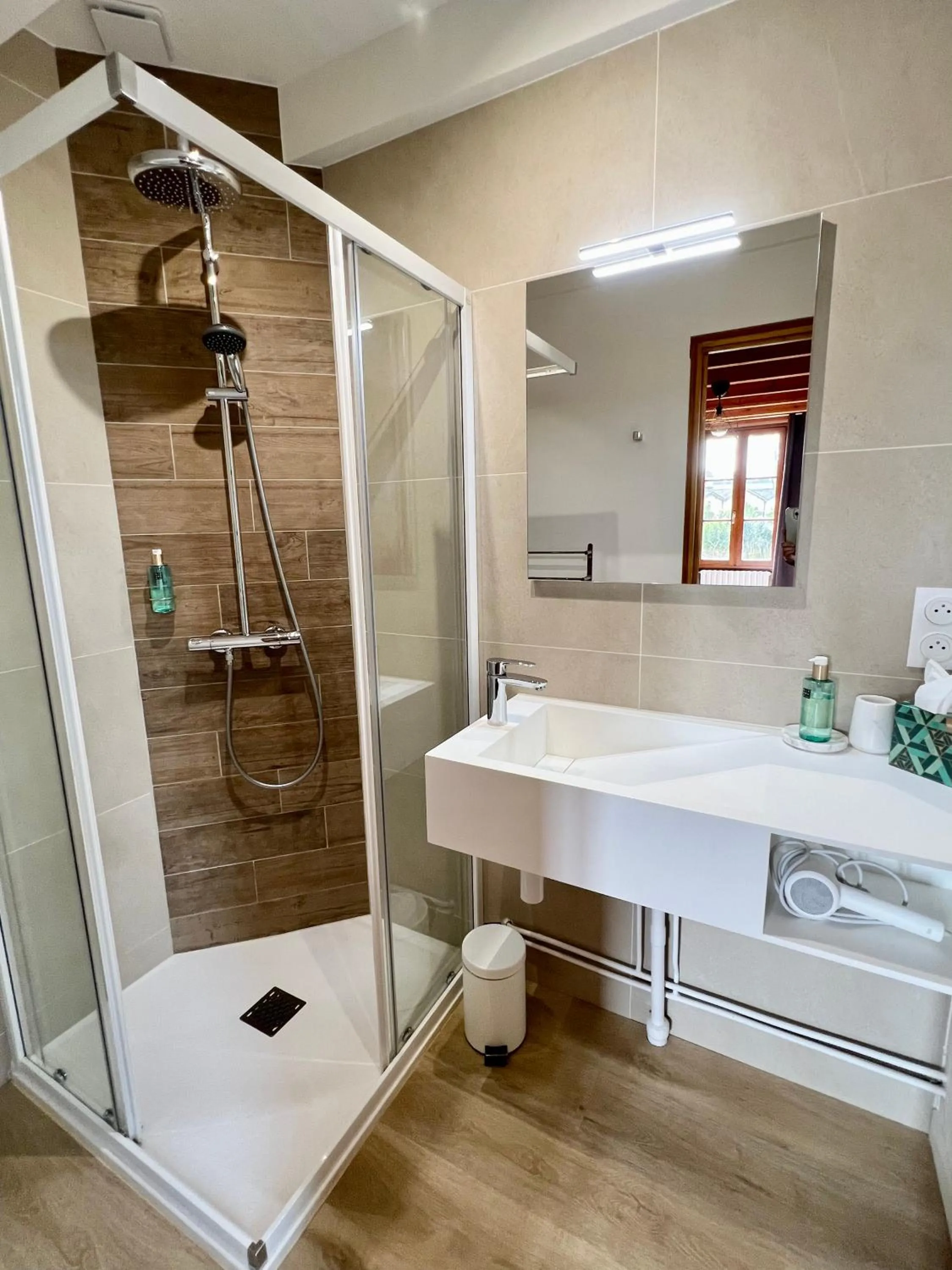 Bathroom in La Gomerie Chambres d'Hotes