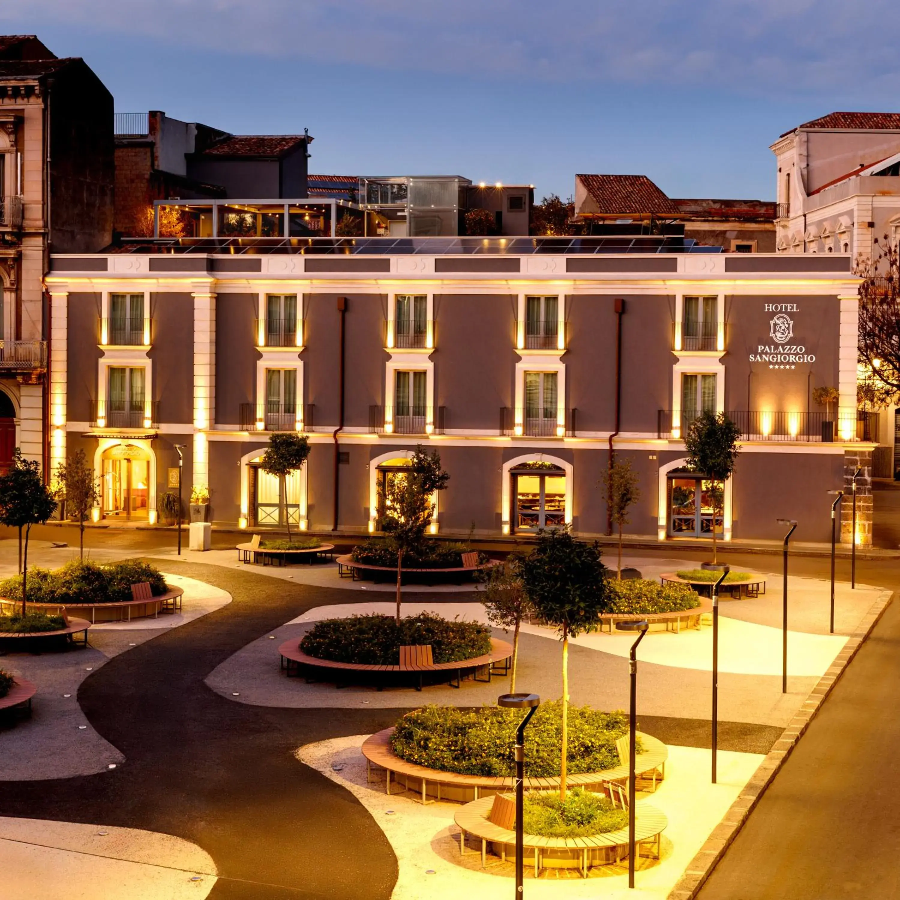 Property building in Palazzo Sangiorgio Property building in Palazzo Sangiorgio