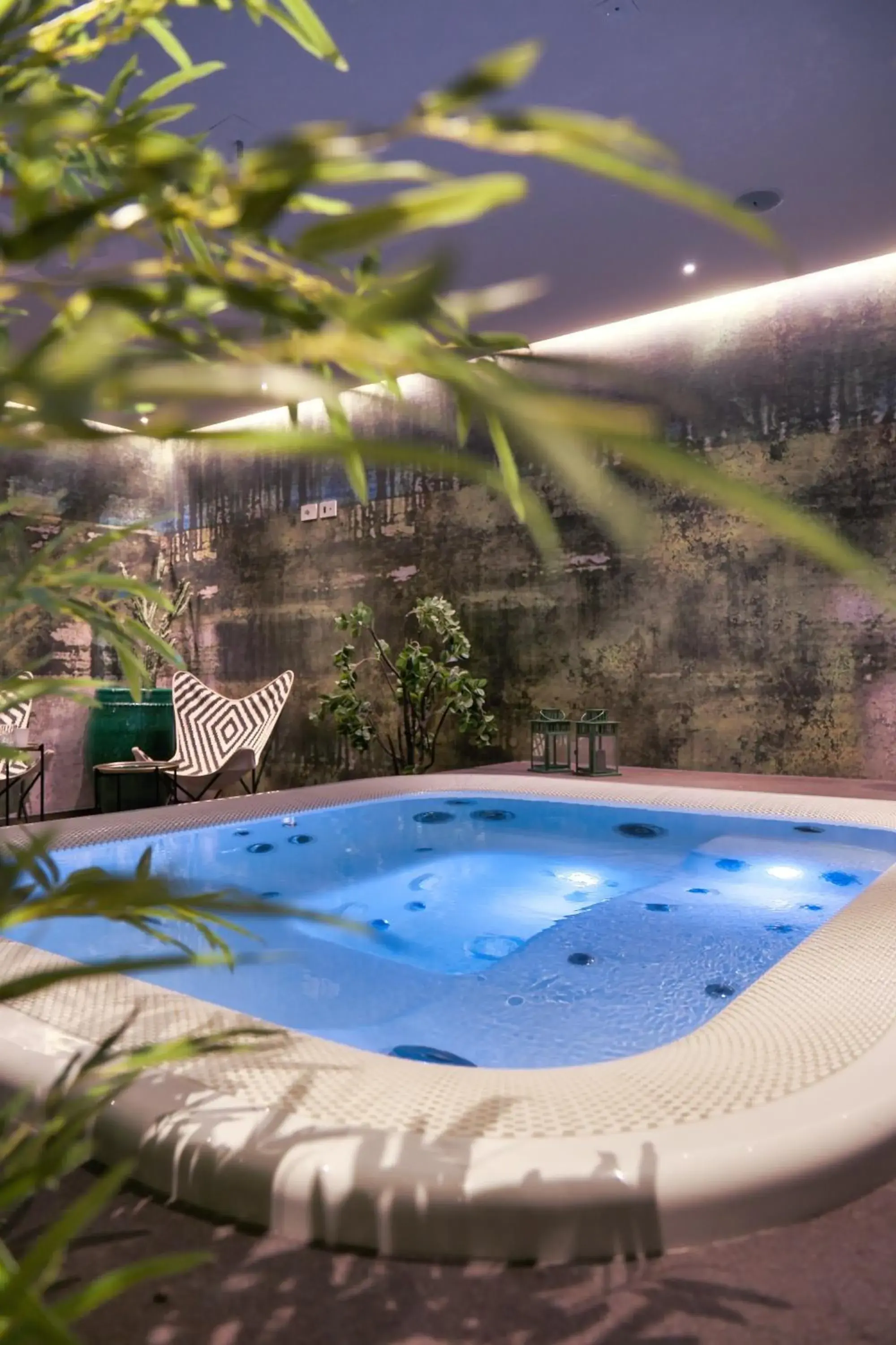 Swimming pool in Palazzo Sangiorgio Swimming pool in Palazzo Sangiorgio