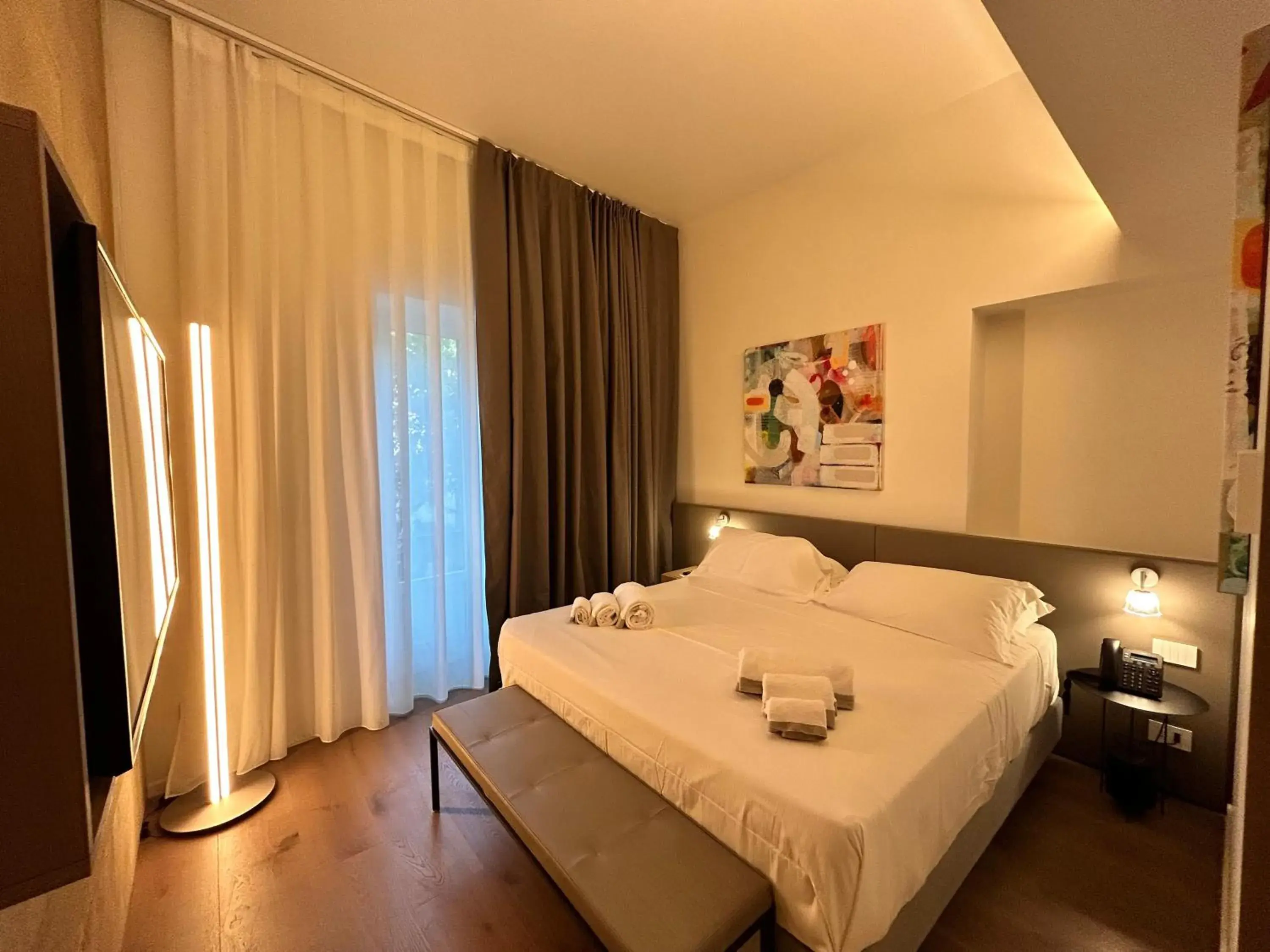 TV and multimedia, Bed in Palazzo Sangiorgio TV and multimedia, Bed in Palazzo Sangiorgio