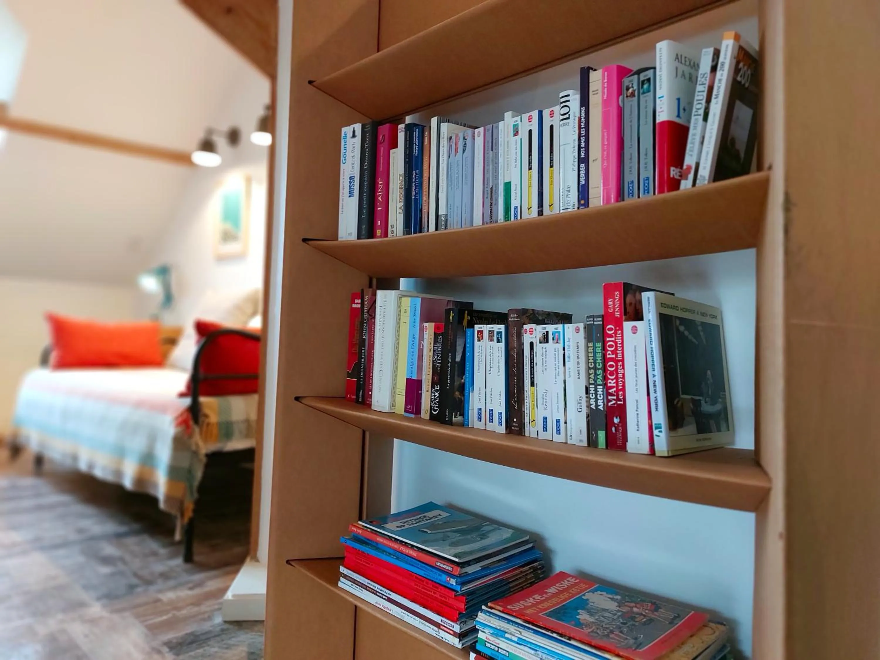 Library, Bed in Laiterie de Tocqueville