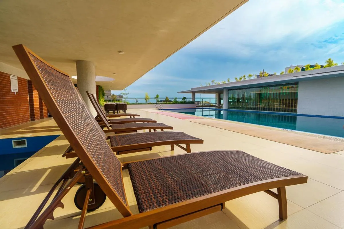 Swimming pool in Best Western Heritage