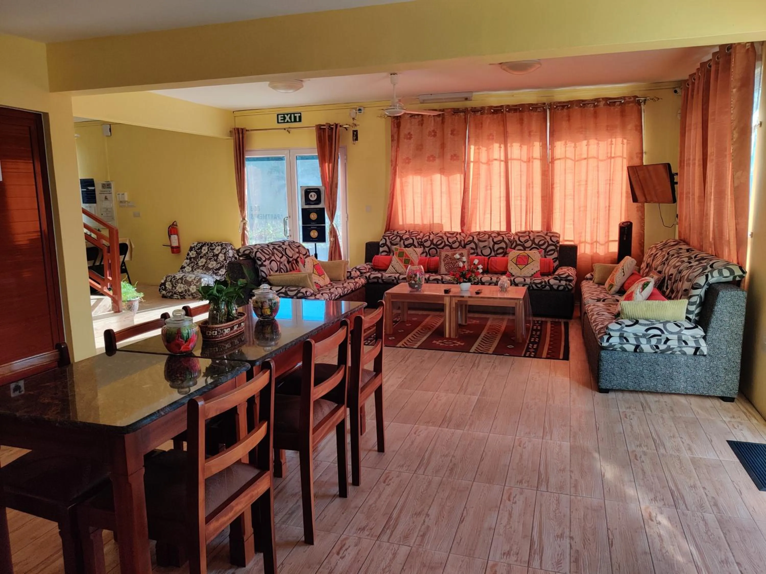 Lounge or bar in Bob Apartments