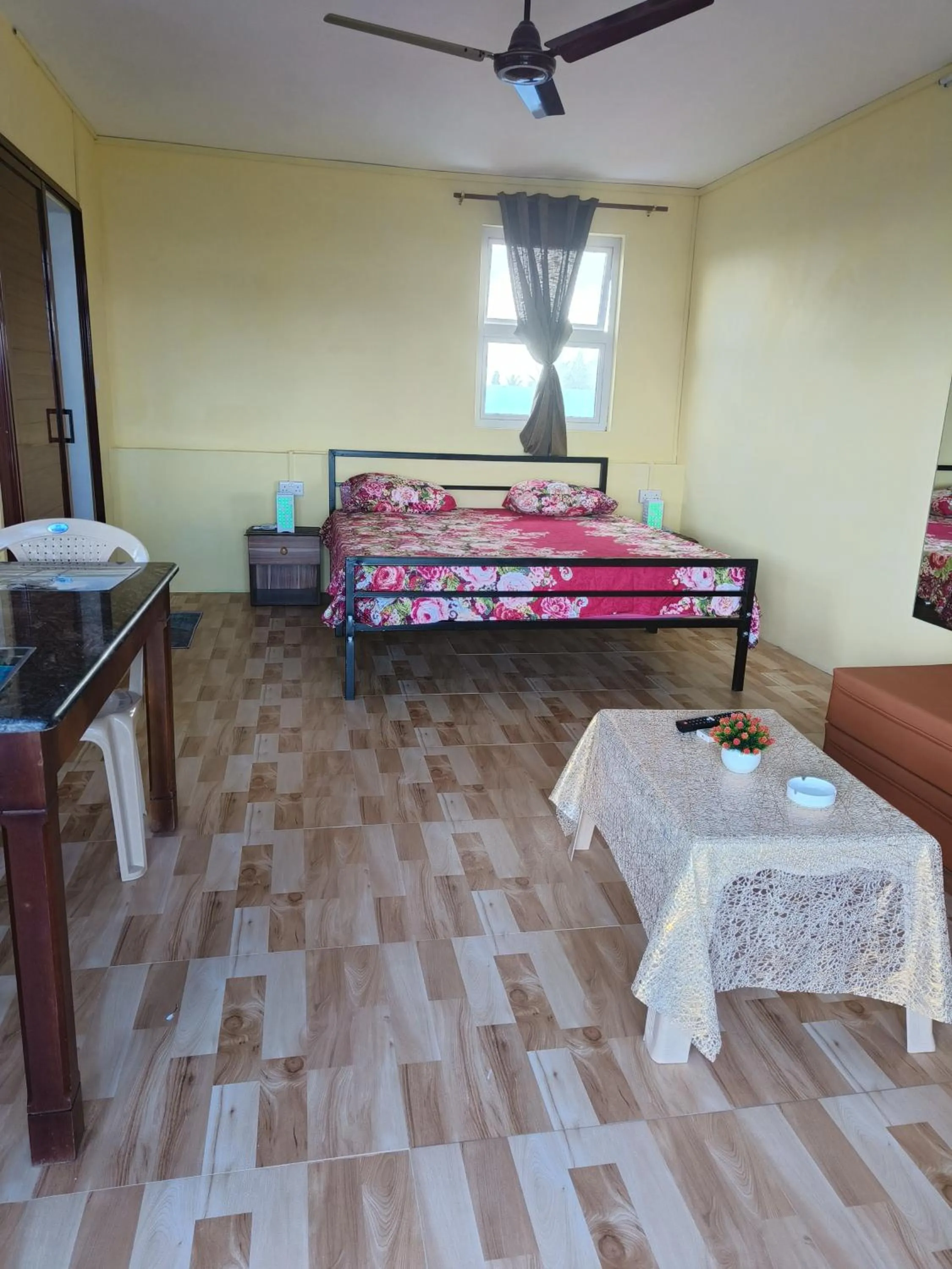 Bed in Bob Apartments