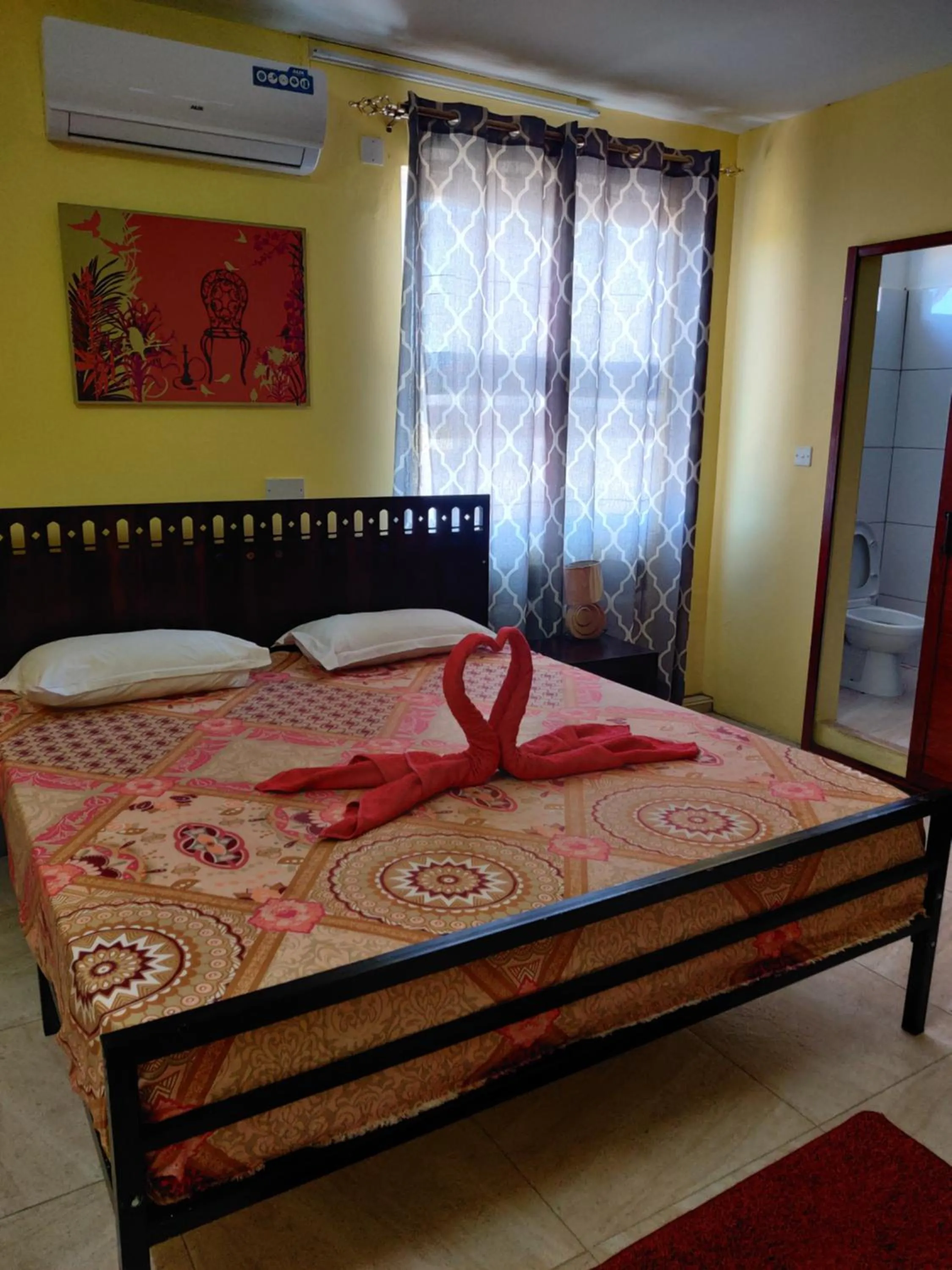 Bedroom, Bed in Bob Apartments