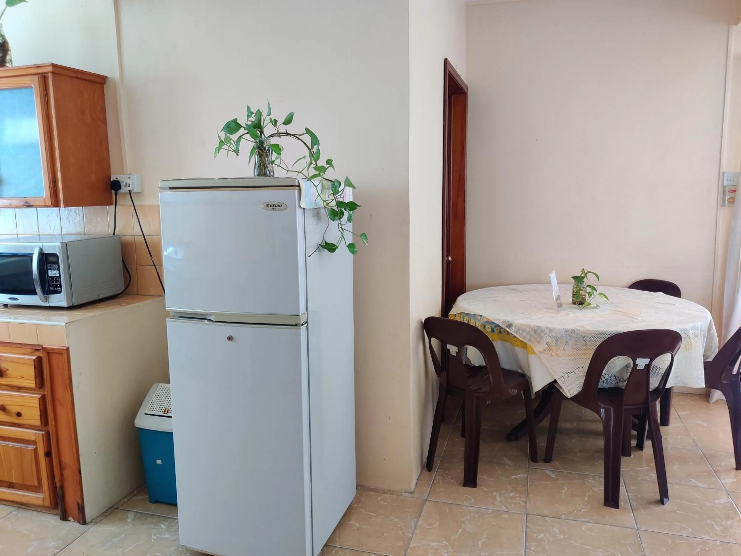 Kitchen or kitchenette in Bob Apartments