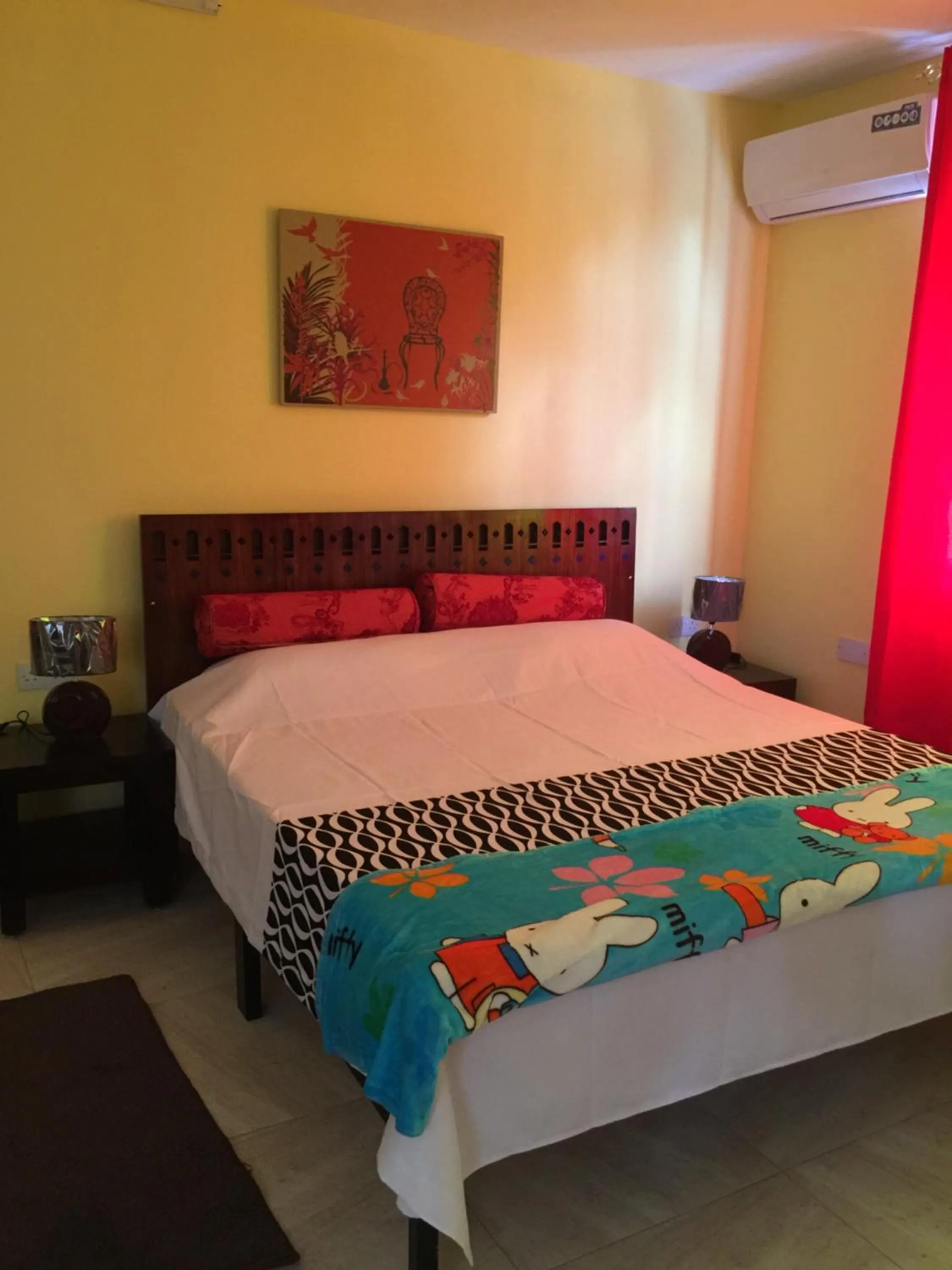 Bedroom, Bed in Bob Apartments