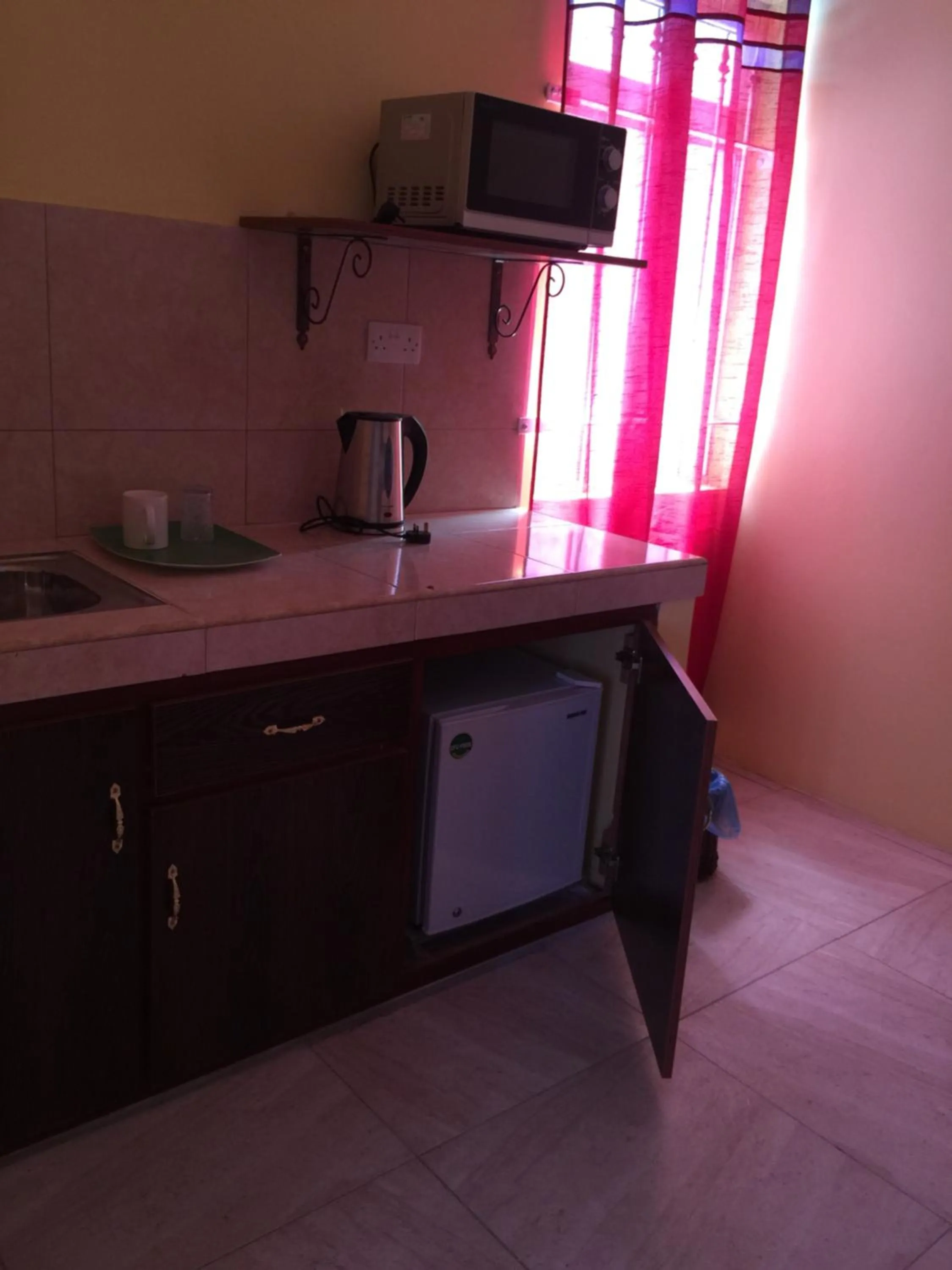 Kitchen or kitchenette in Bob Apartments