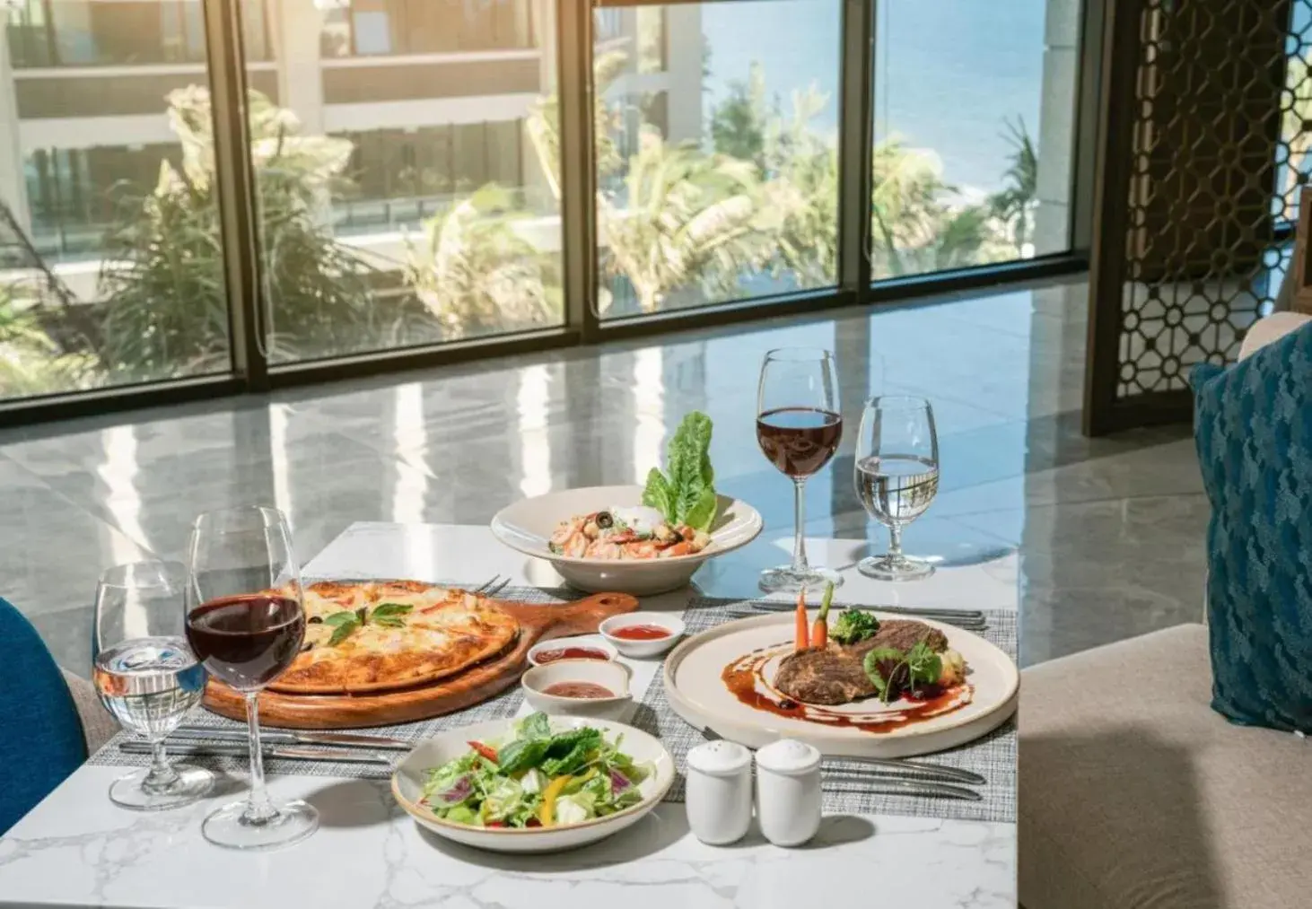 Restaurant/places to eat in Apec Mandala Chambay Mũi Né Restaurant/places to eat in Apec Mandala Chambay Mũi Né