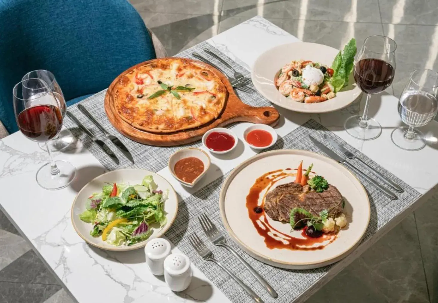 Restaurant/places to eat in Apec Mandala Chambay Mũi Né Restaurant/places to eat in Apec Mandala Chambay Mũi Né