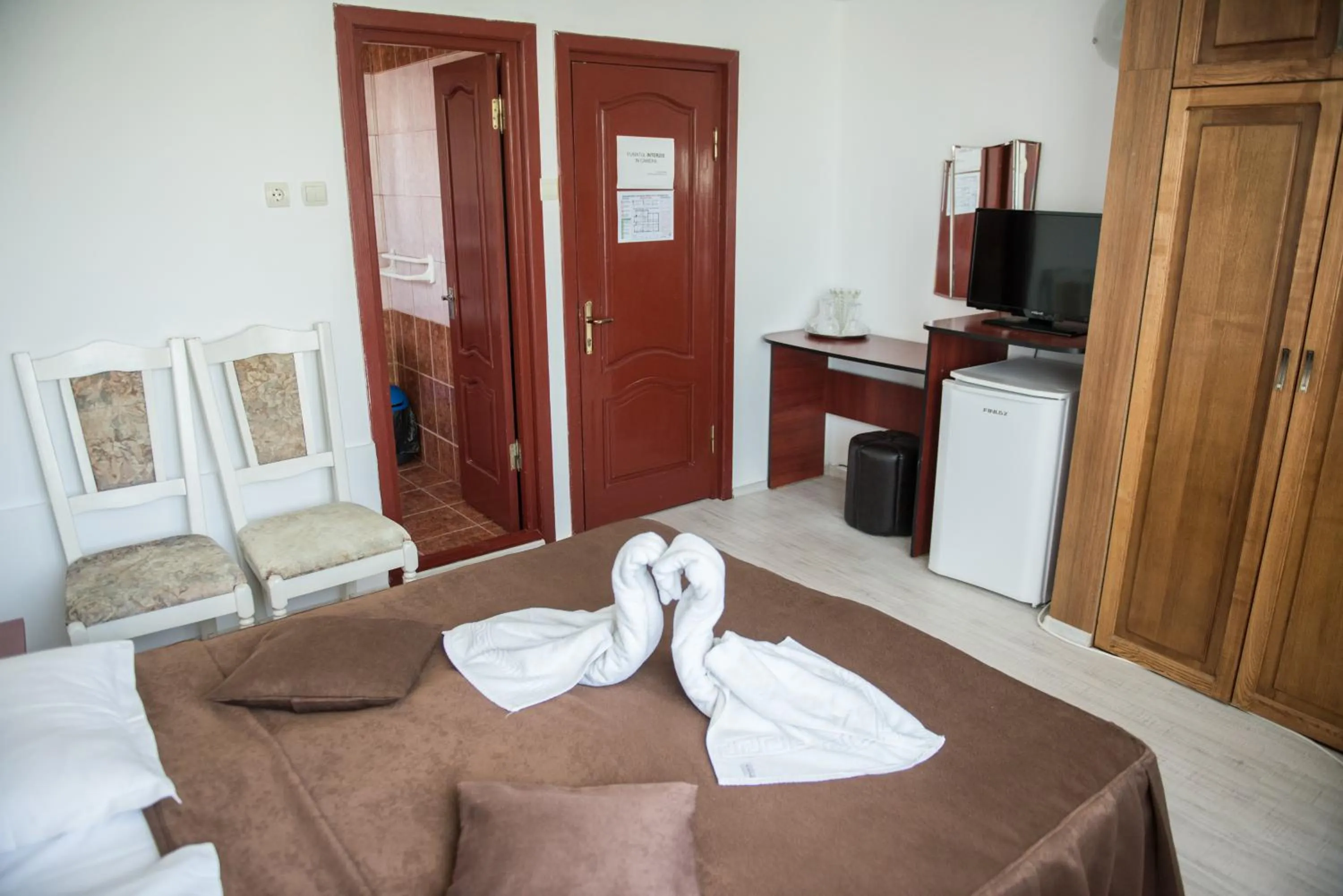 Photo of the whole room, Bed in Hotel Dynes