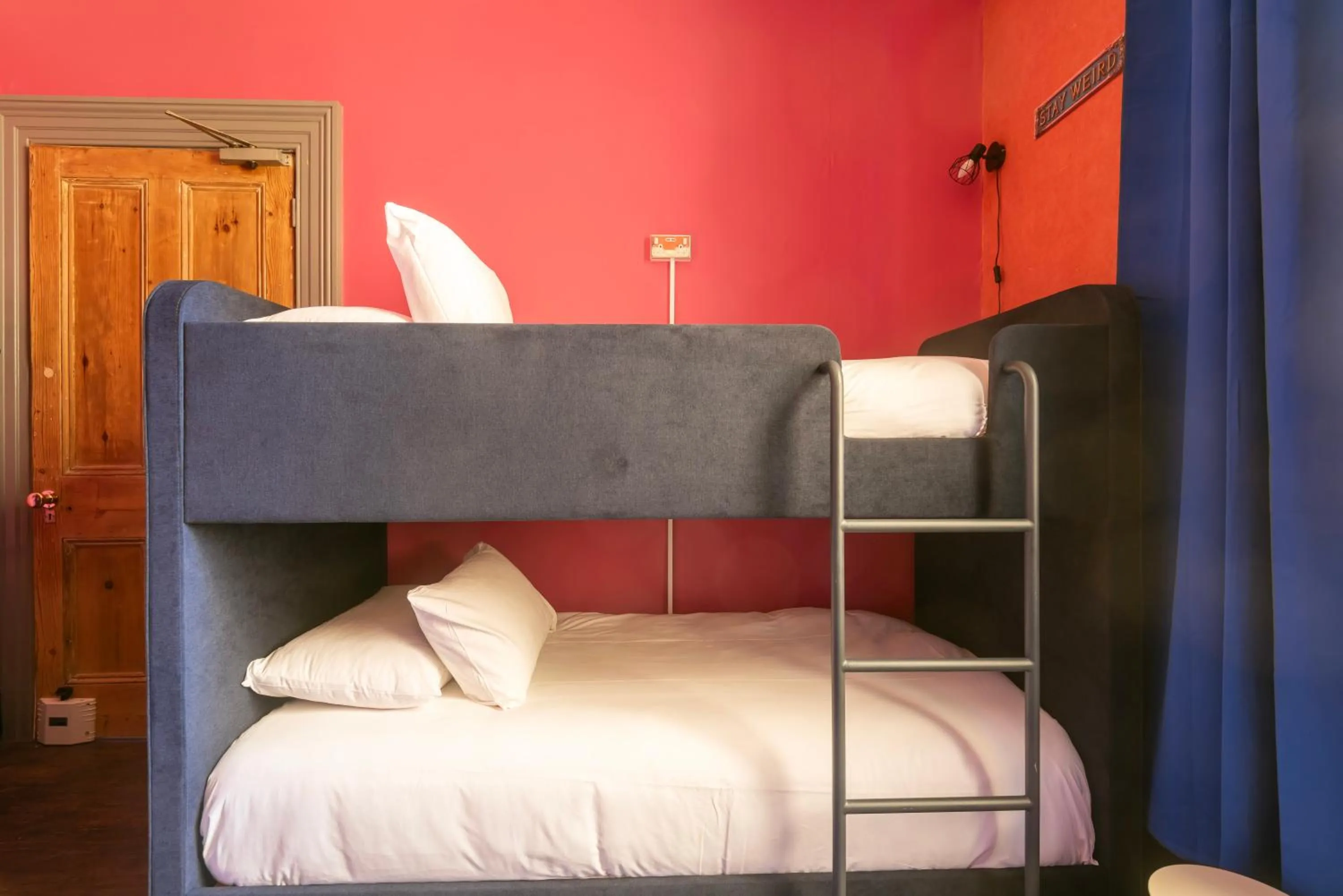 bunk bed, Bed in INNit Cavalaire