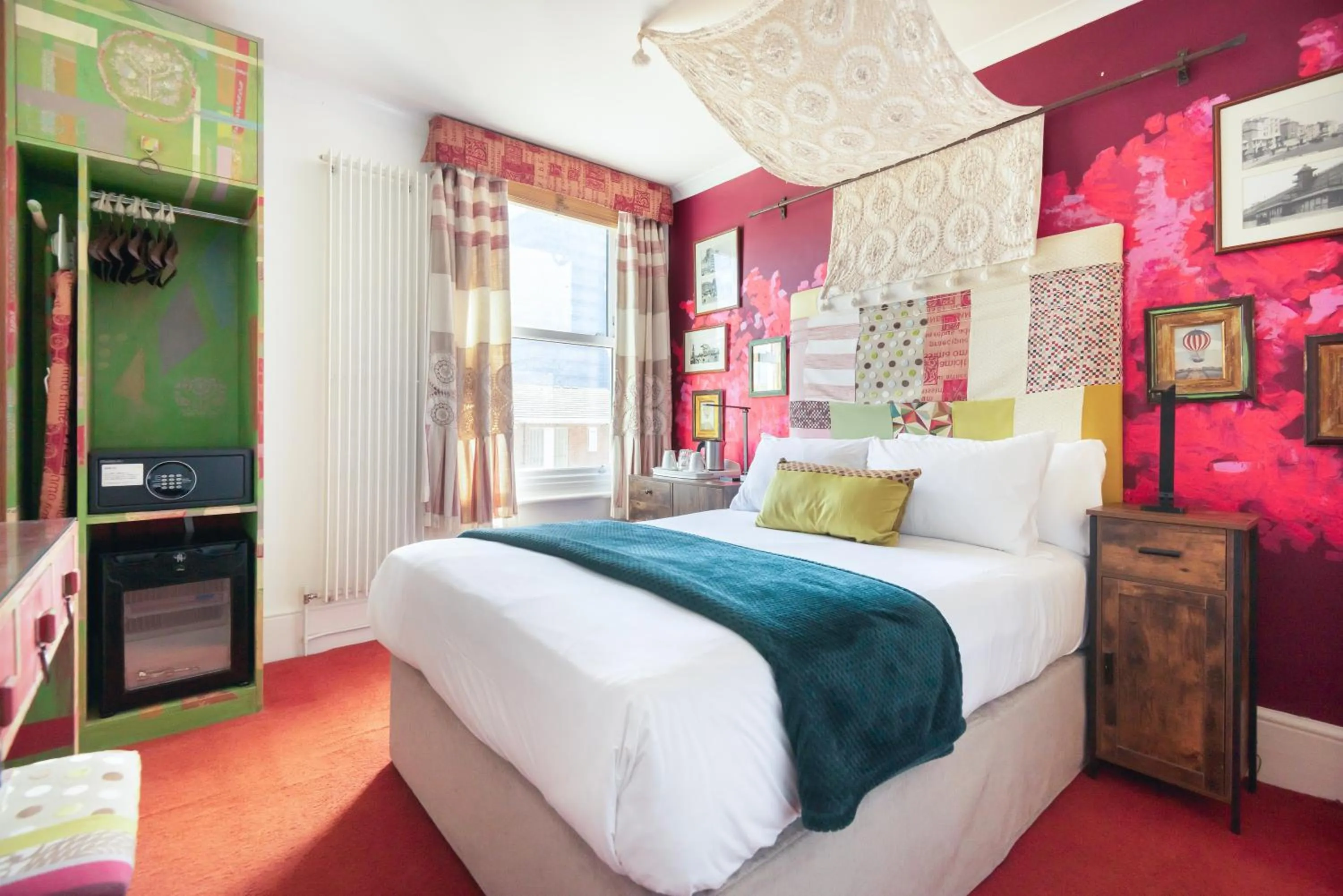 Bed in INNit Cavalaire