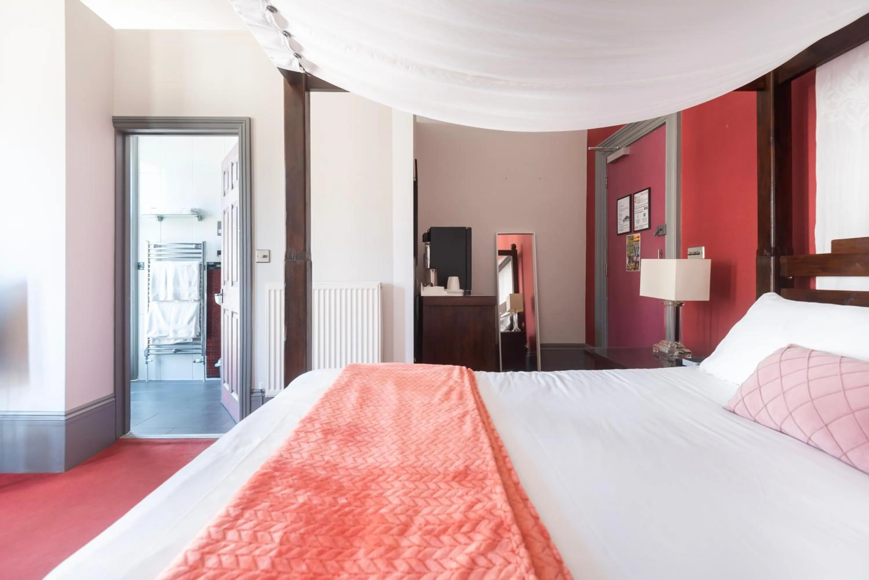 Bed in INNit Cavalaire