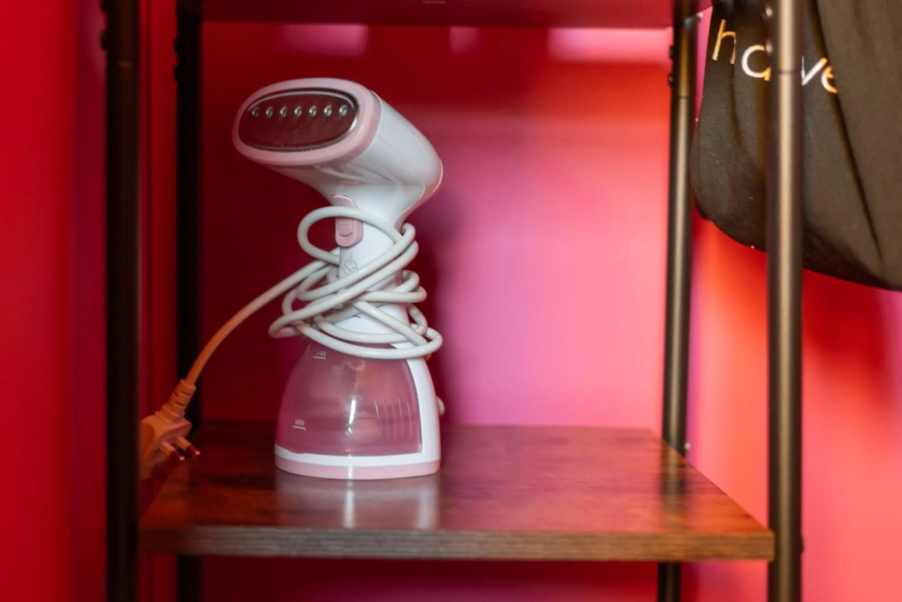 wardrobe in INNit Cavalaire