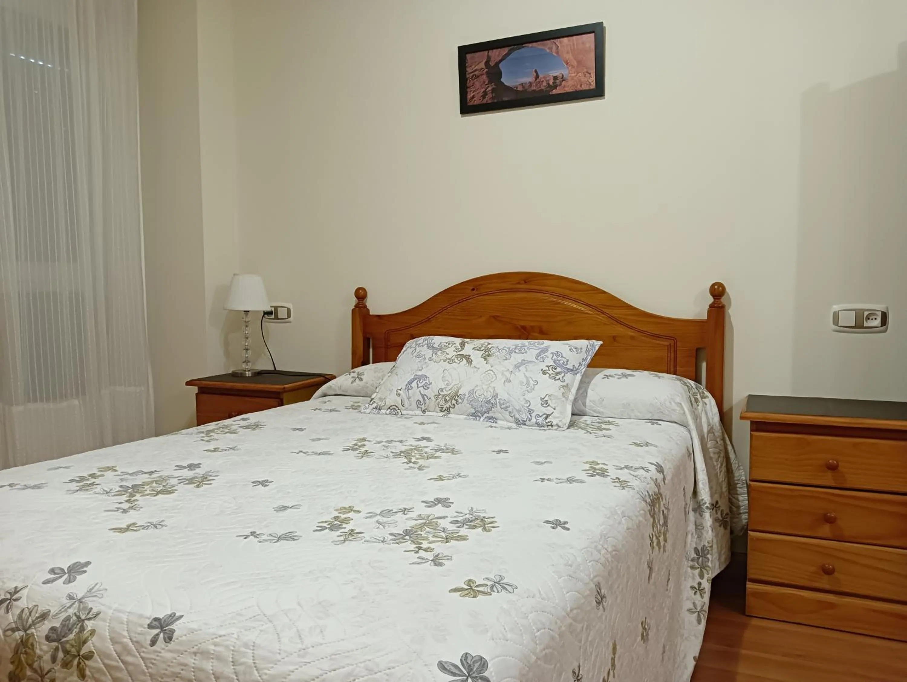 Apartamentos Chevere Rojo-Huca