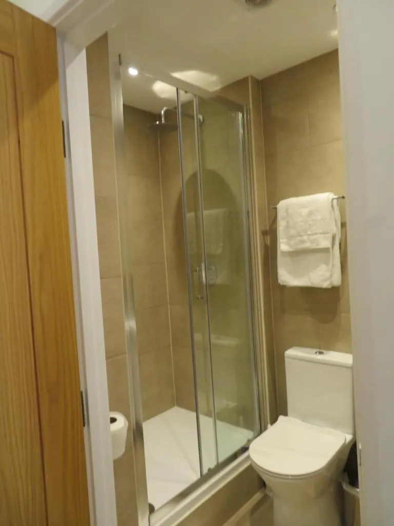 Glendale Hyde Park Hotel