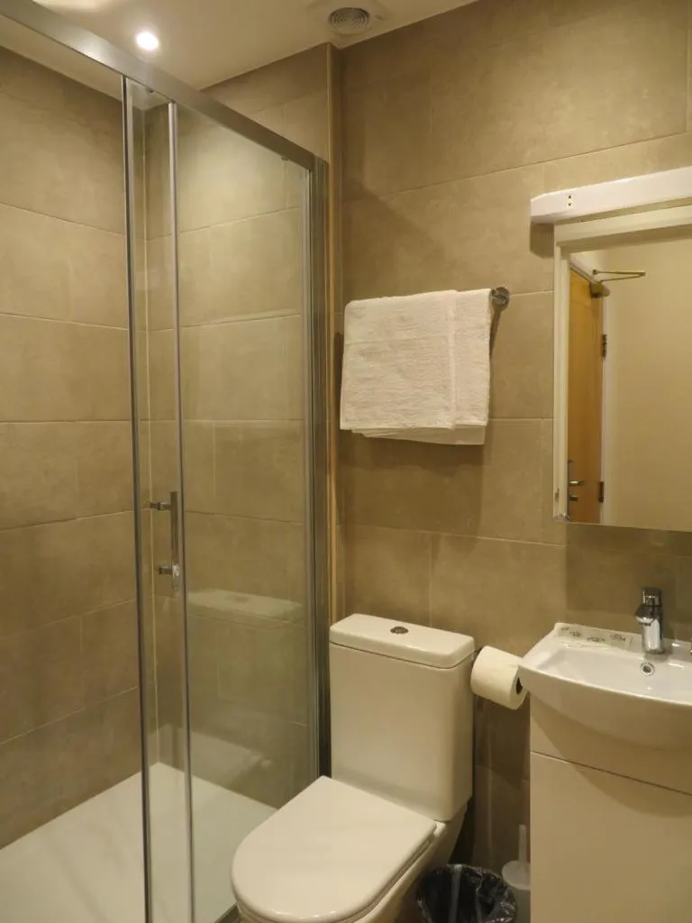 Glendale Hyde Park Hotel