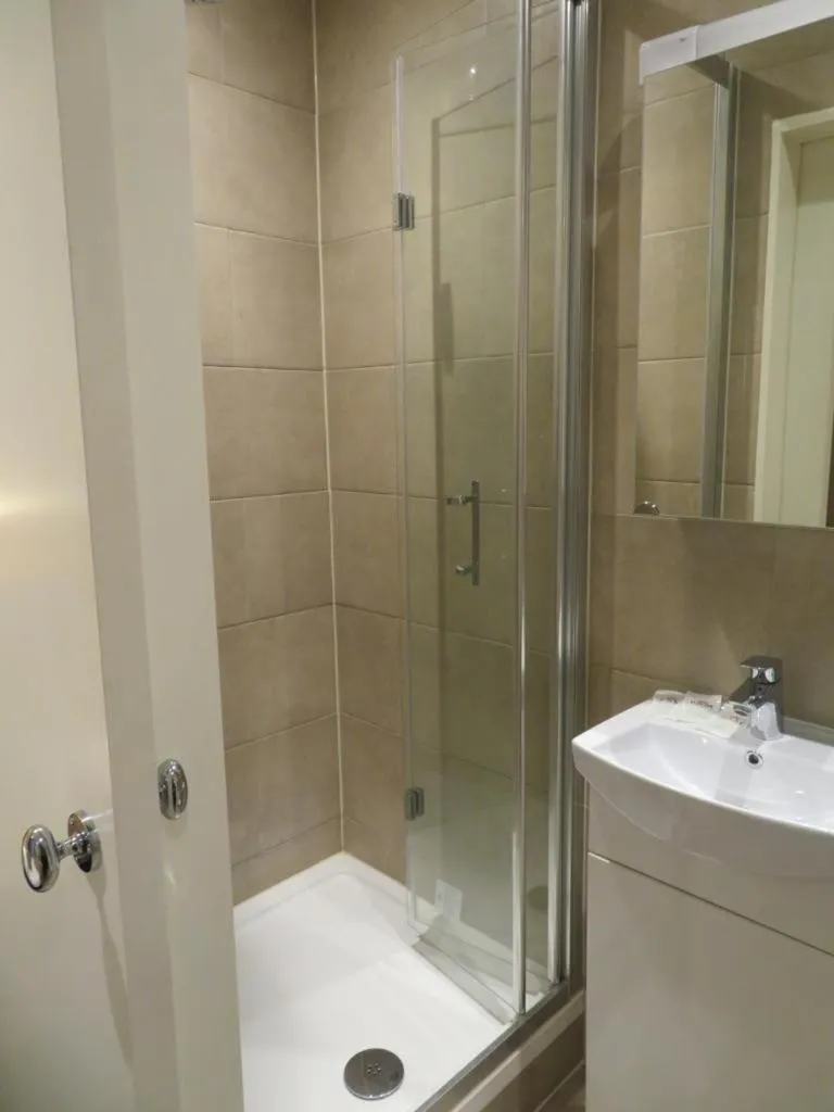 Glendale Hyde Park Hotel