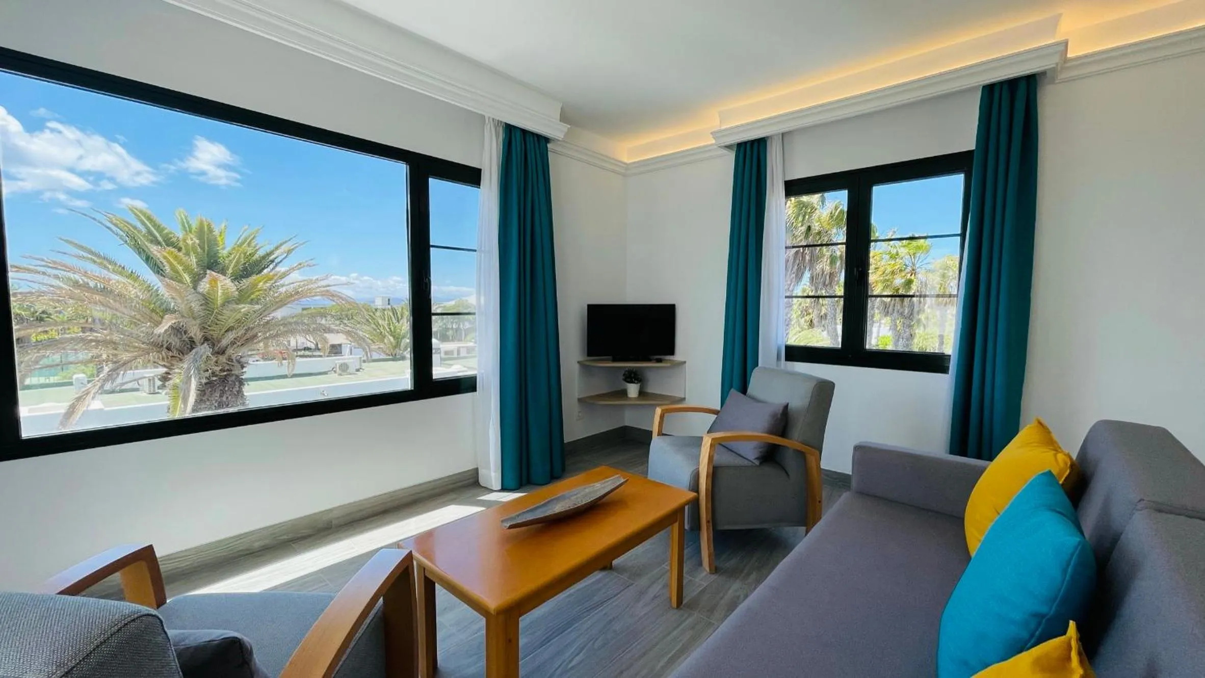 Living room in Palmeras Garden