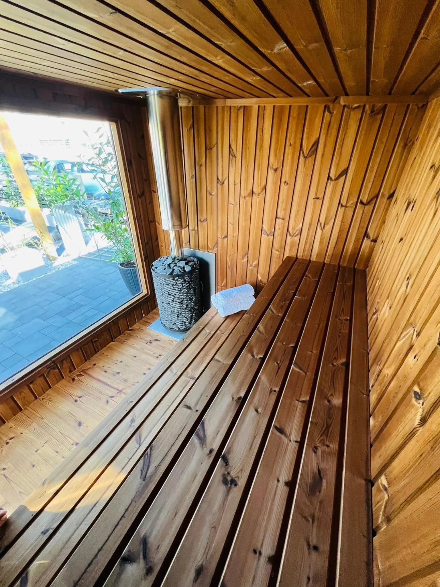 Sauna in Old Tree Home & Restaurant