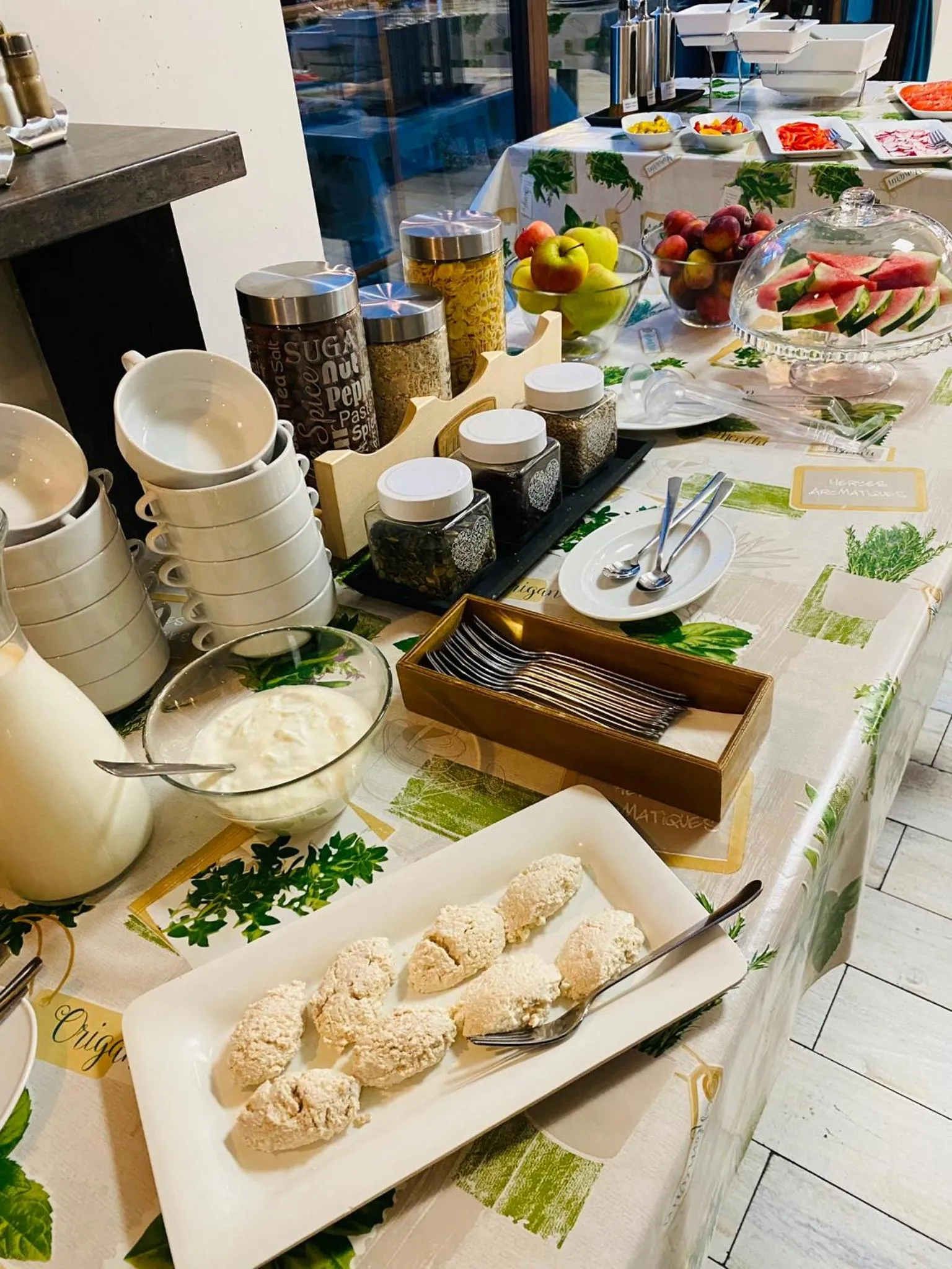 Buffet breakfast in Old Tree Home & Restaurant