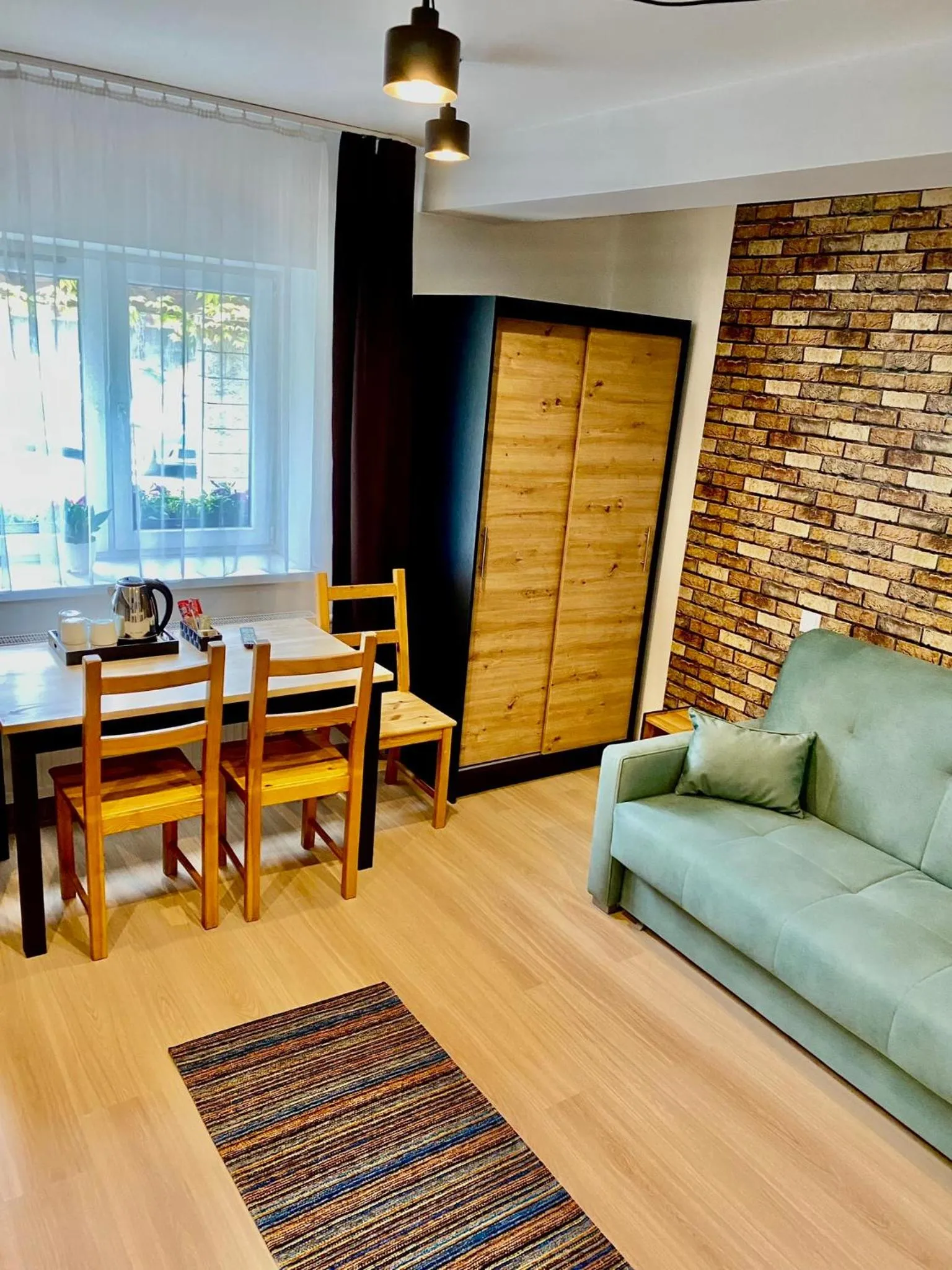 Seating area in Old Tree Home & Restaurant