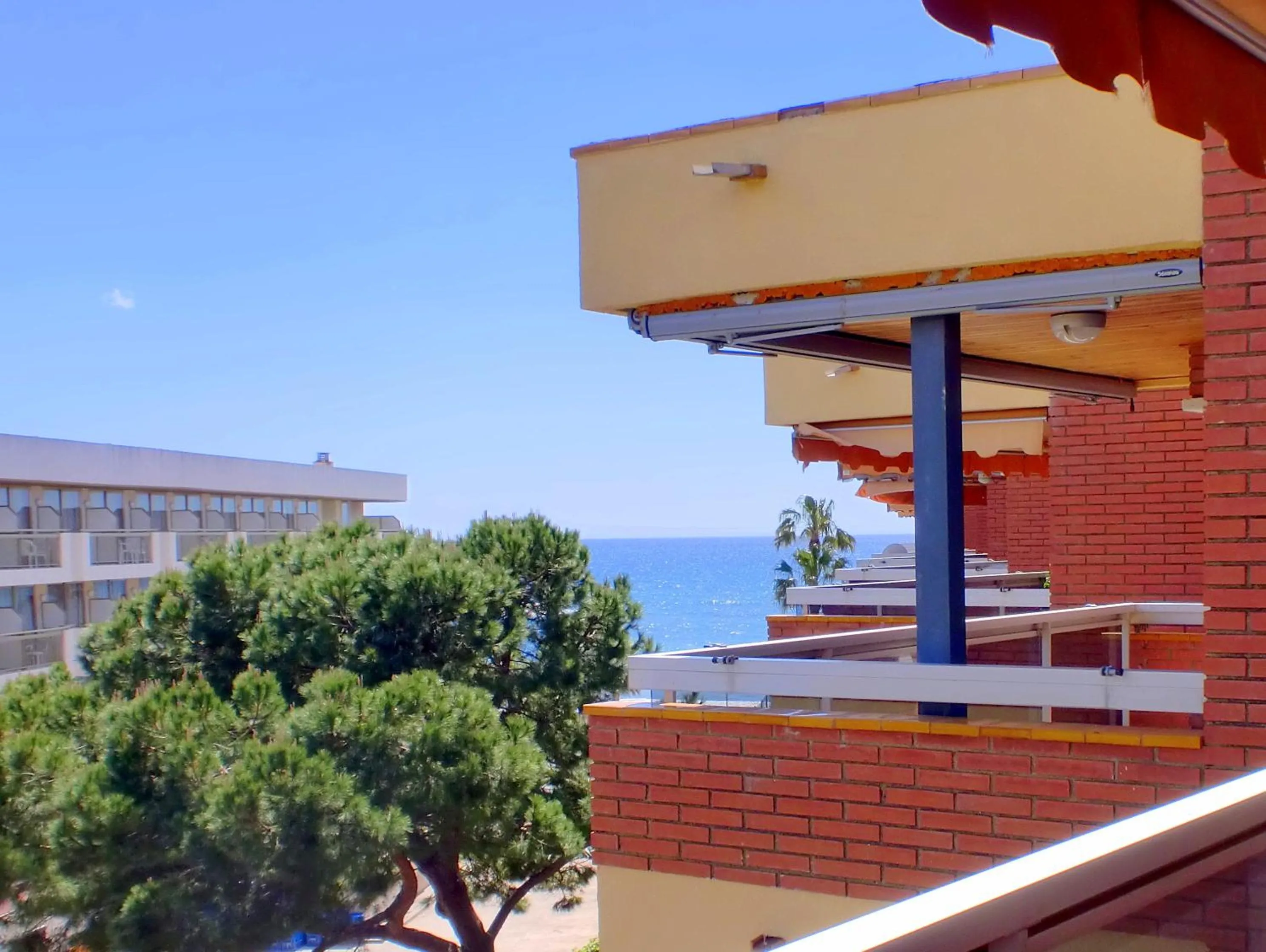 Balcony/Terrace in Rentalmar Sol de España - Mas d'en Gran