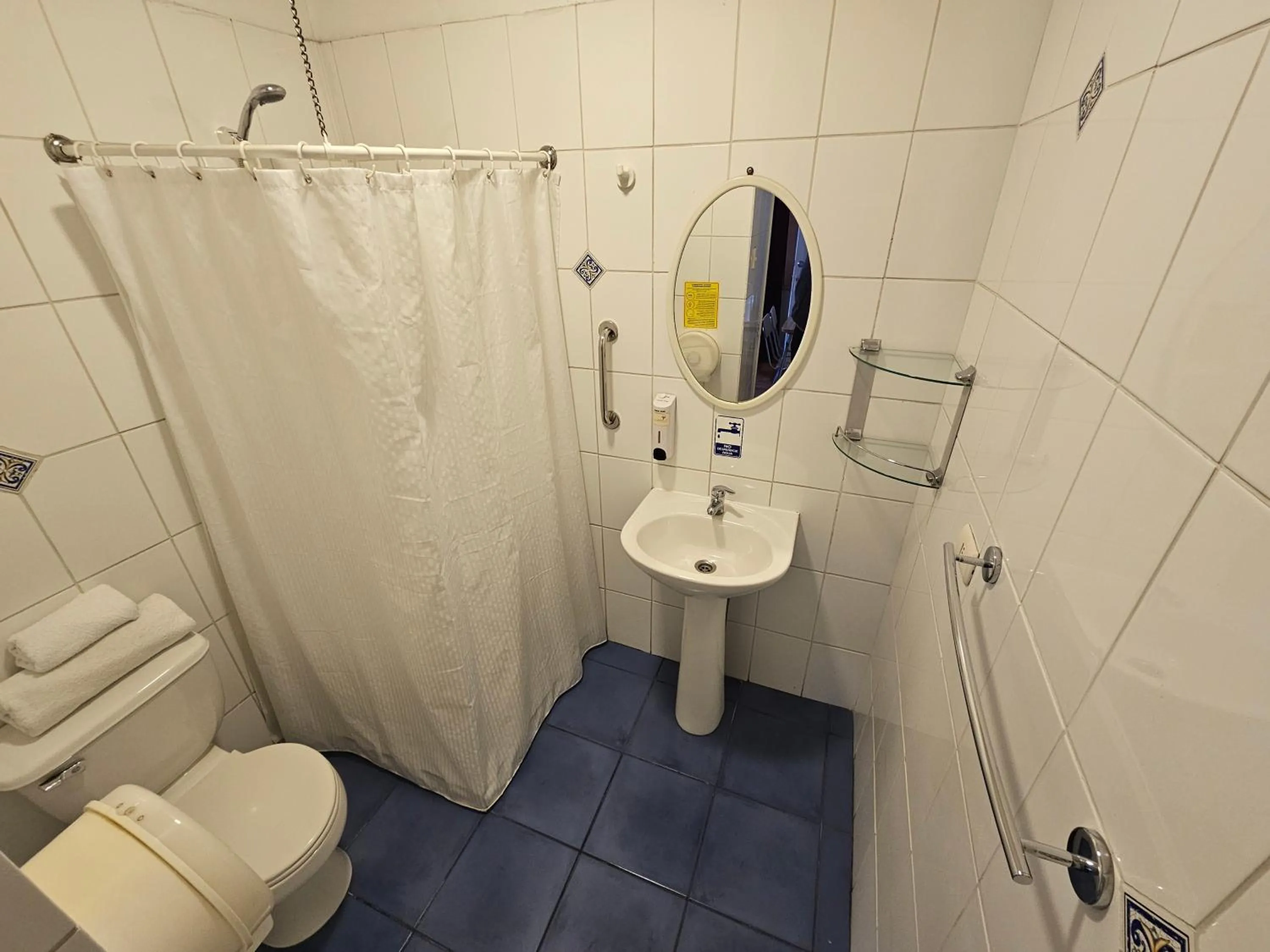 RESIDENCIAL METRO REPUBLICA