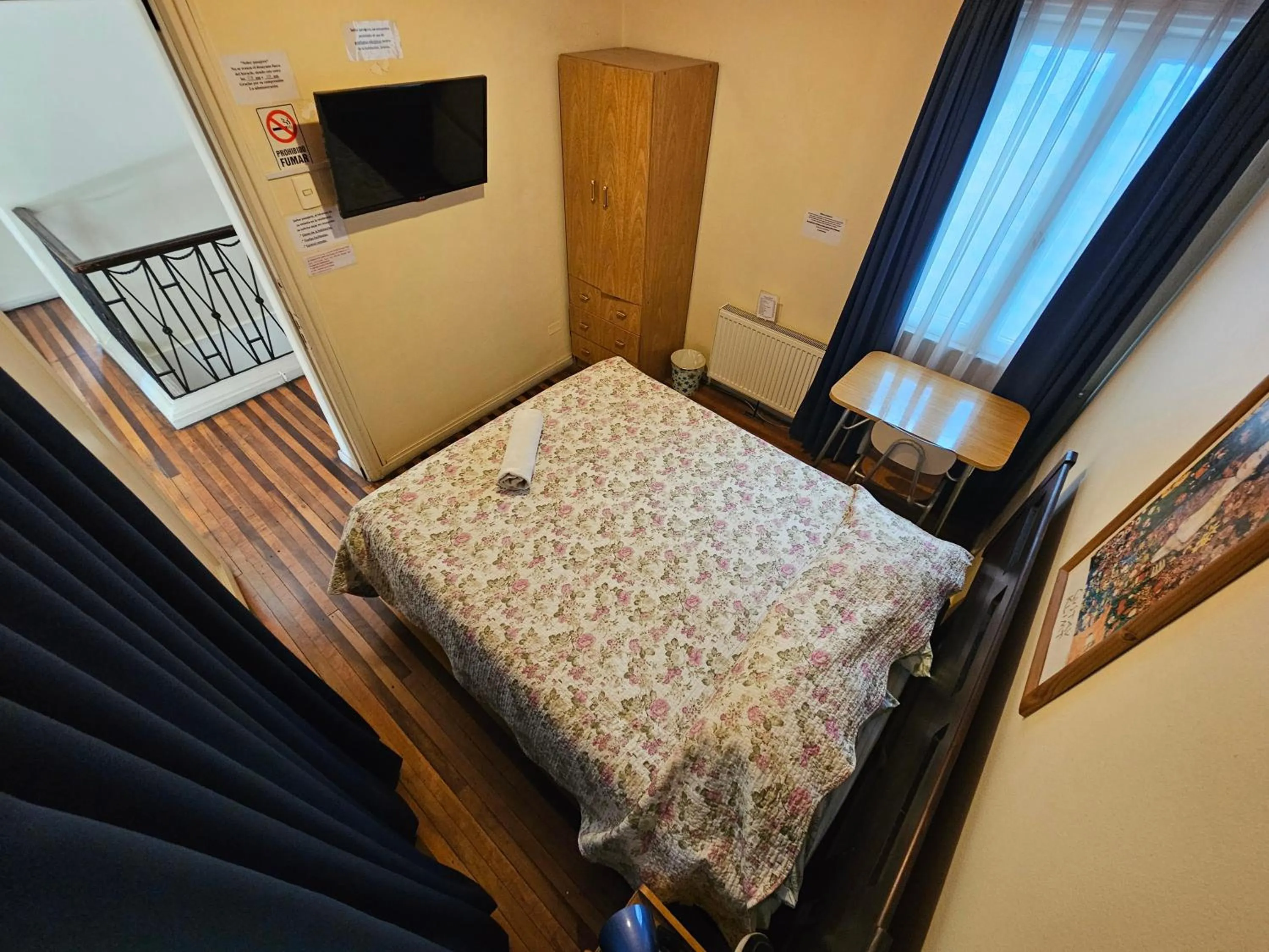 Bed in RESIDENCIAL METRO REPUBLICA