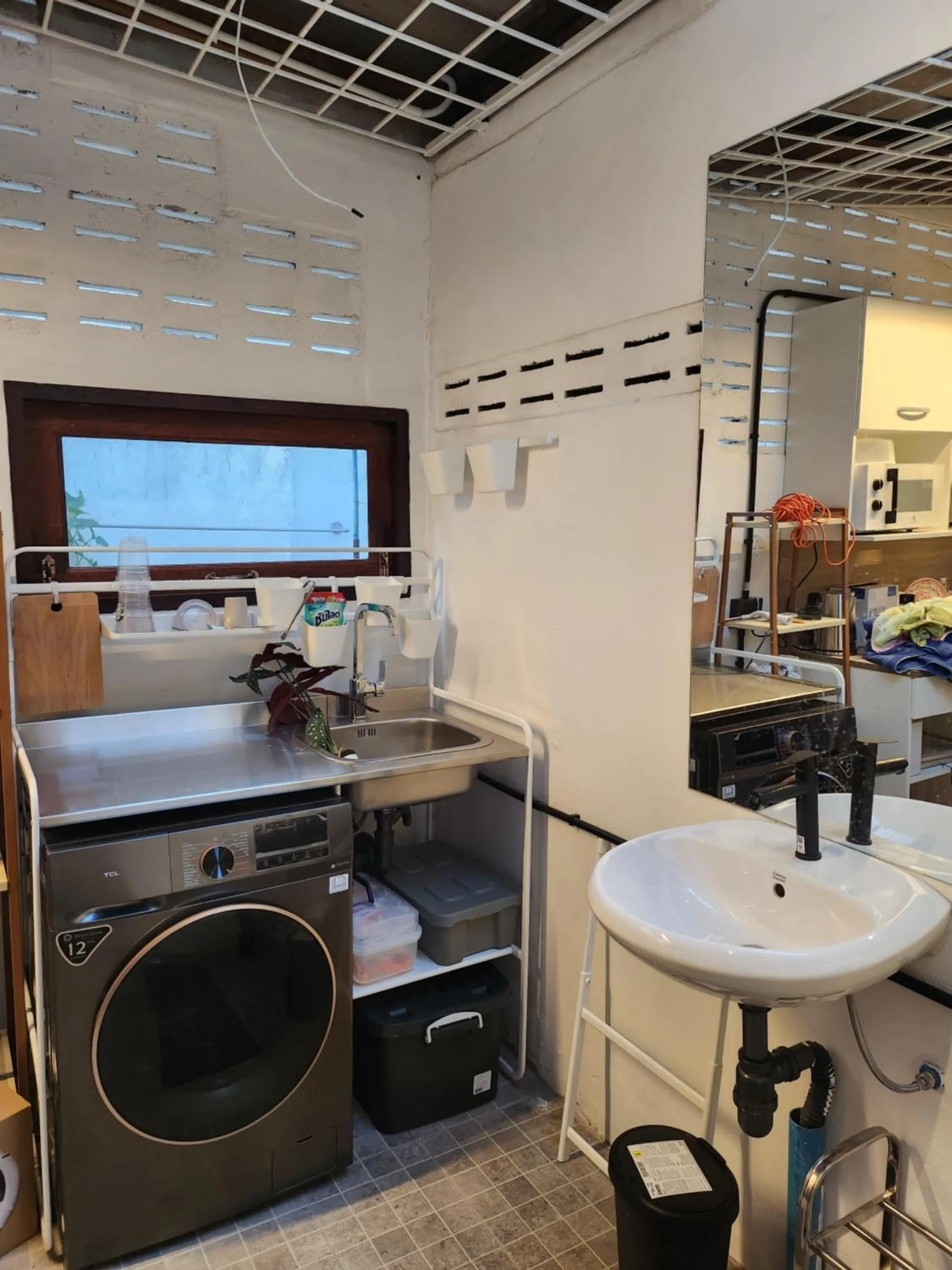 Kitchen or kitchenette in The Ordinary 8