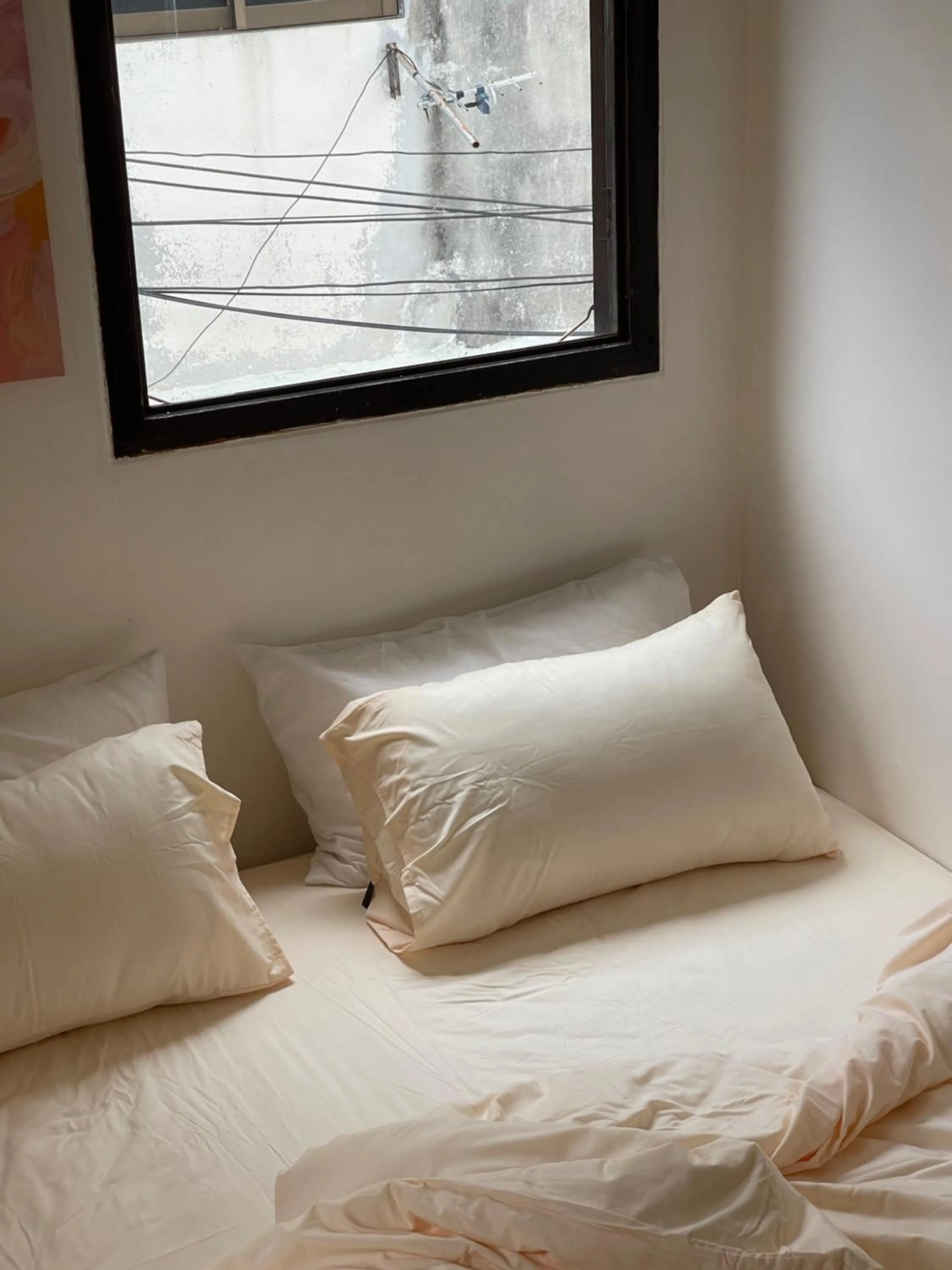 Property building, Bed in The Ordinary 8